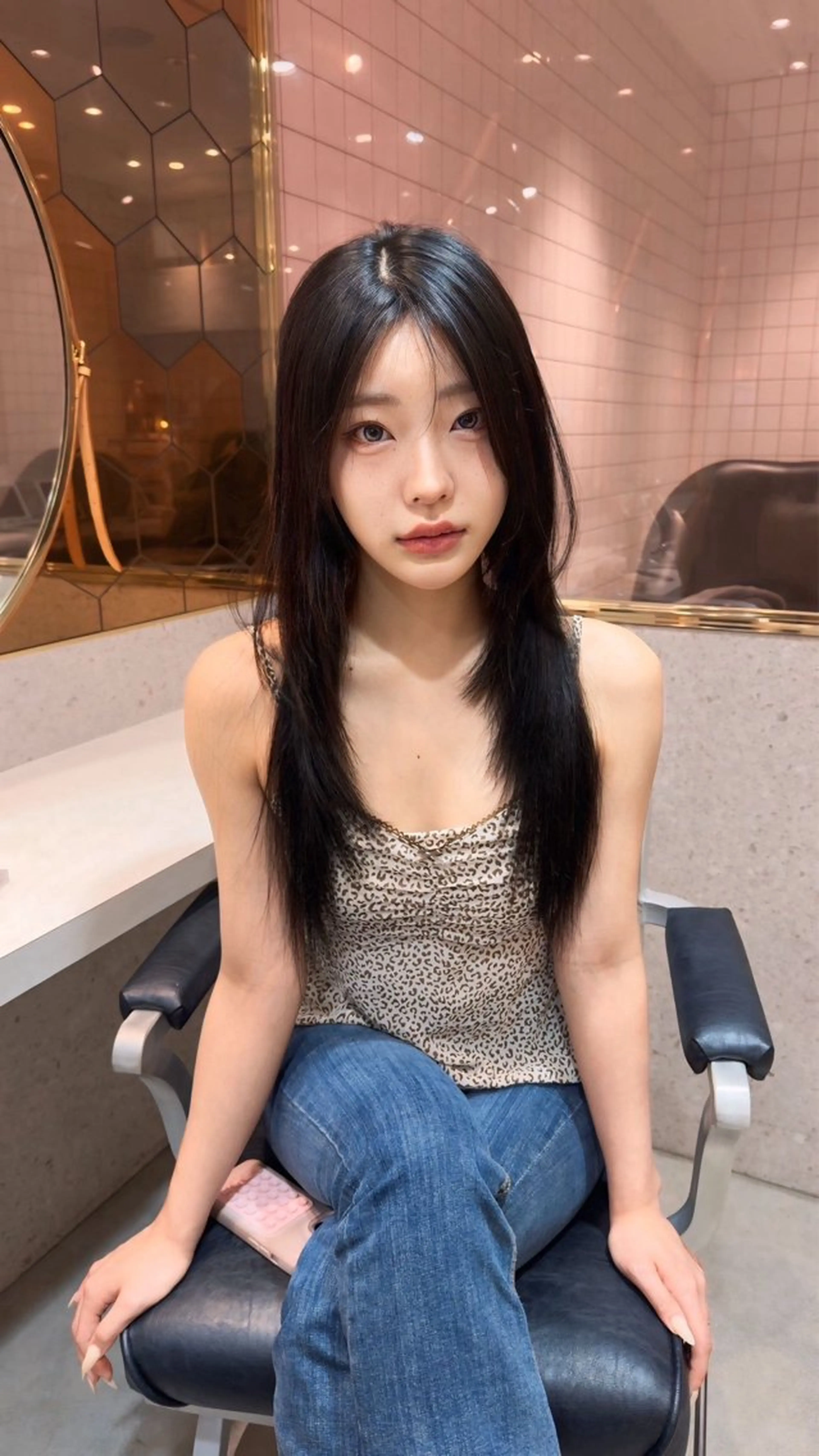 ロング レイヤーカット カット トリートメント 新宿/韓国レイヤー/ 顔周りカット松本美晴のヘアスタイル