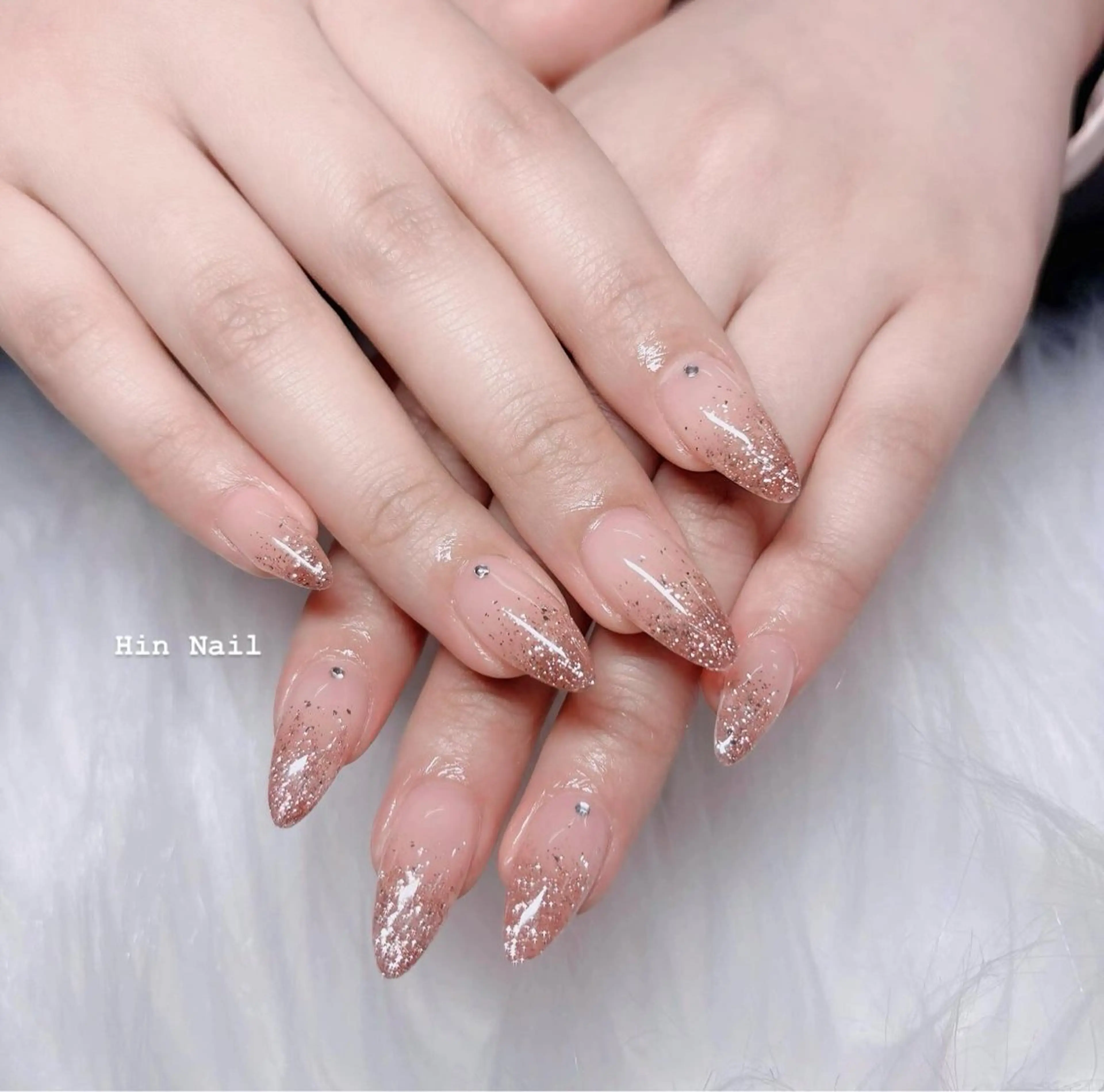 ネイル ハンドネイル HIN NAILのネイルデザイン