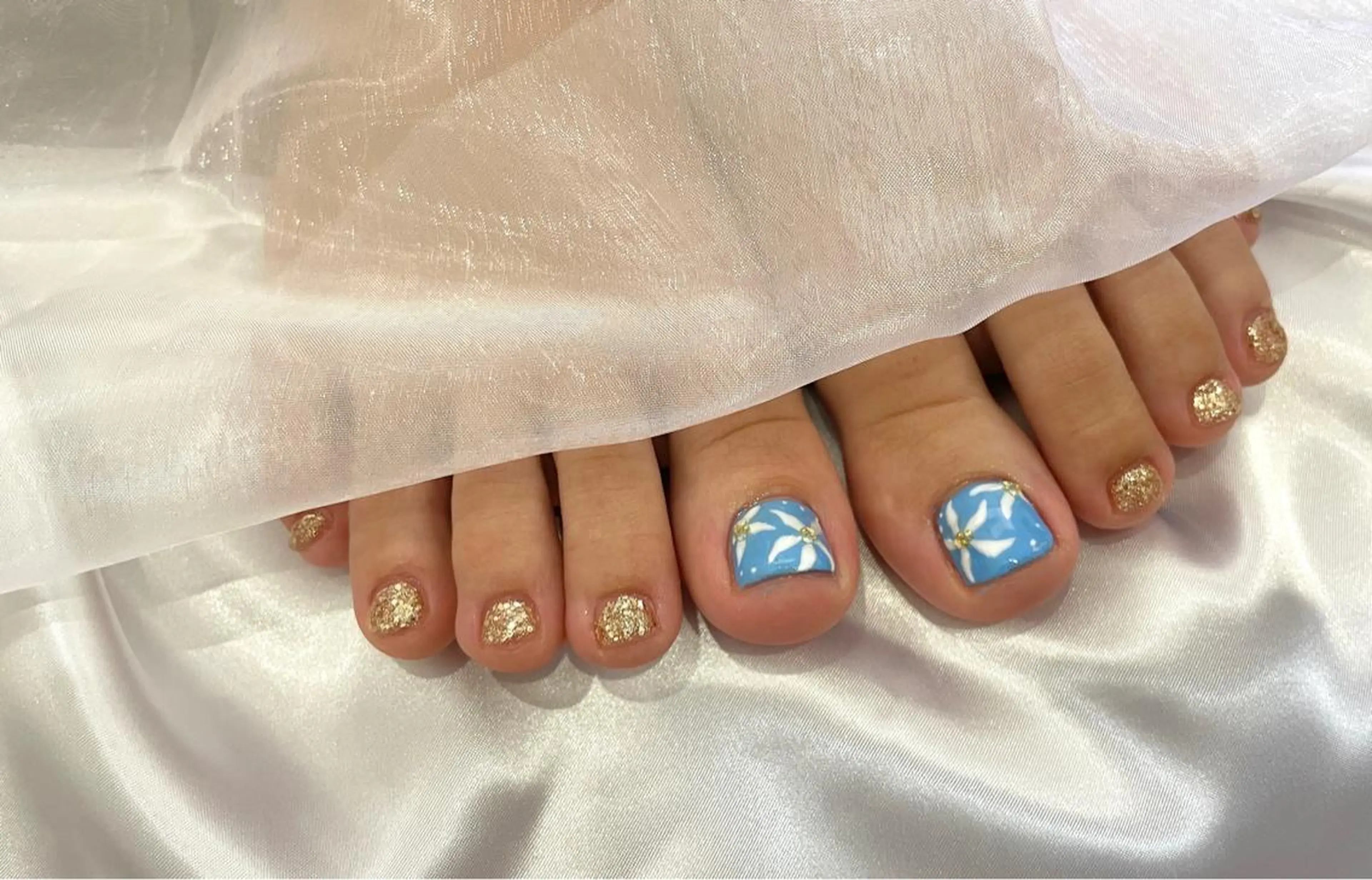 ネイル フットネイル Neige所属・Neige 𓂃 aiのネイルデザイン