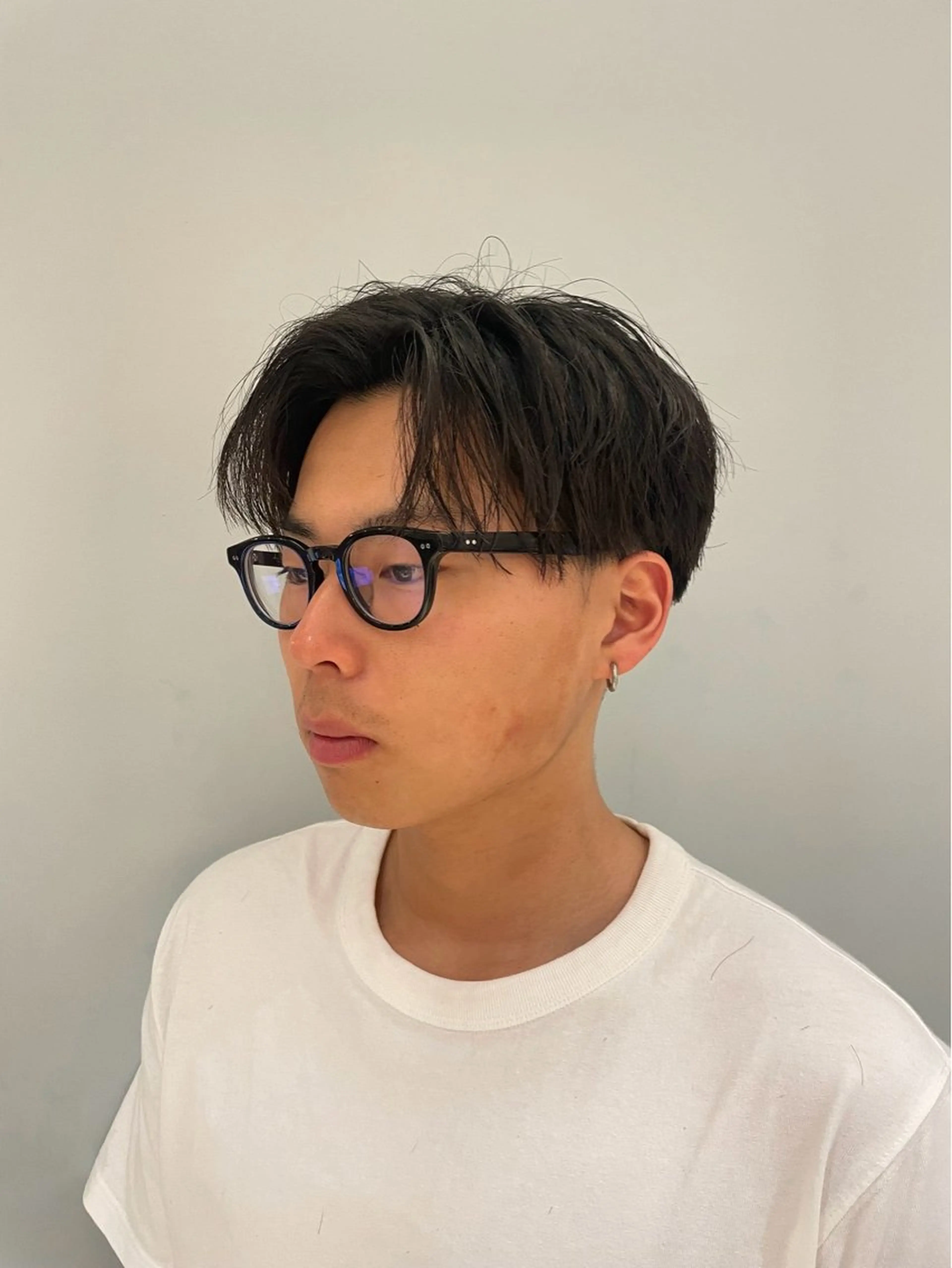 ミディアム メンズ センターパート 刈り上げ メンズカット/センタ ーパート /マミヤのヘアスタイル