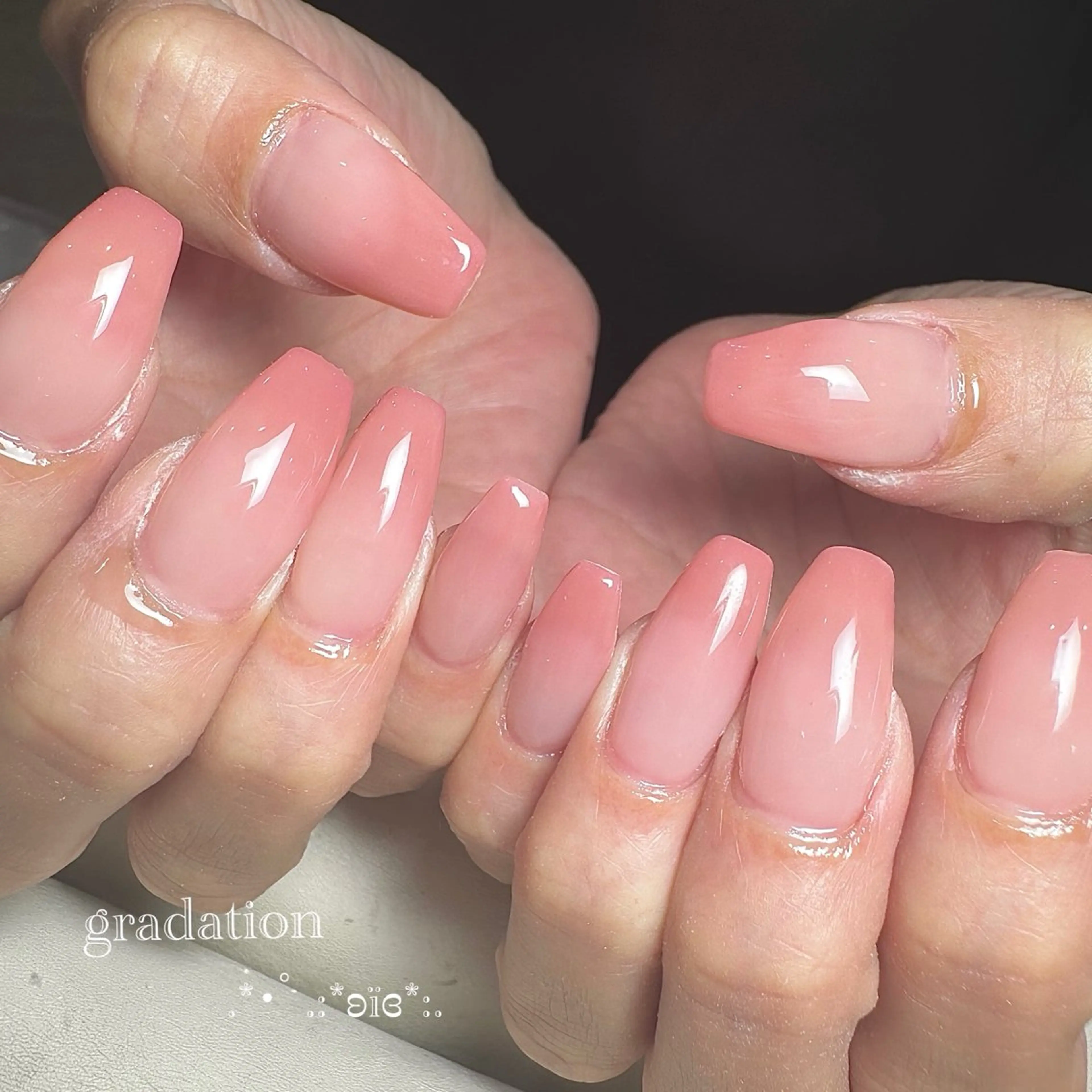 フレンチ/グラデーション　（オフあり）の写真