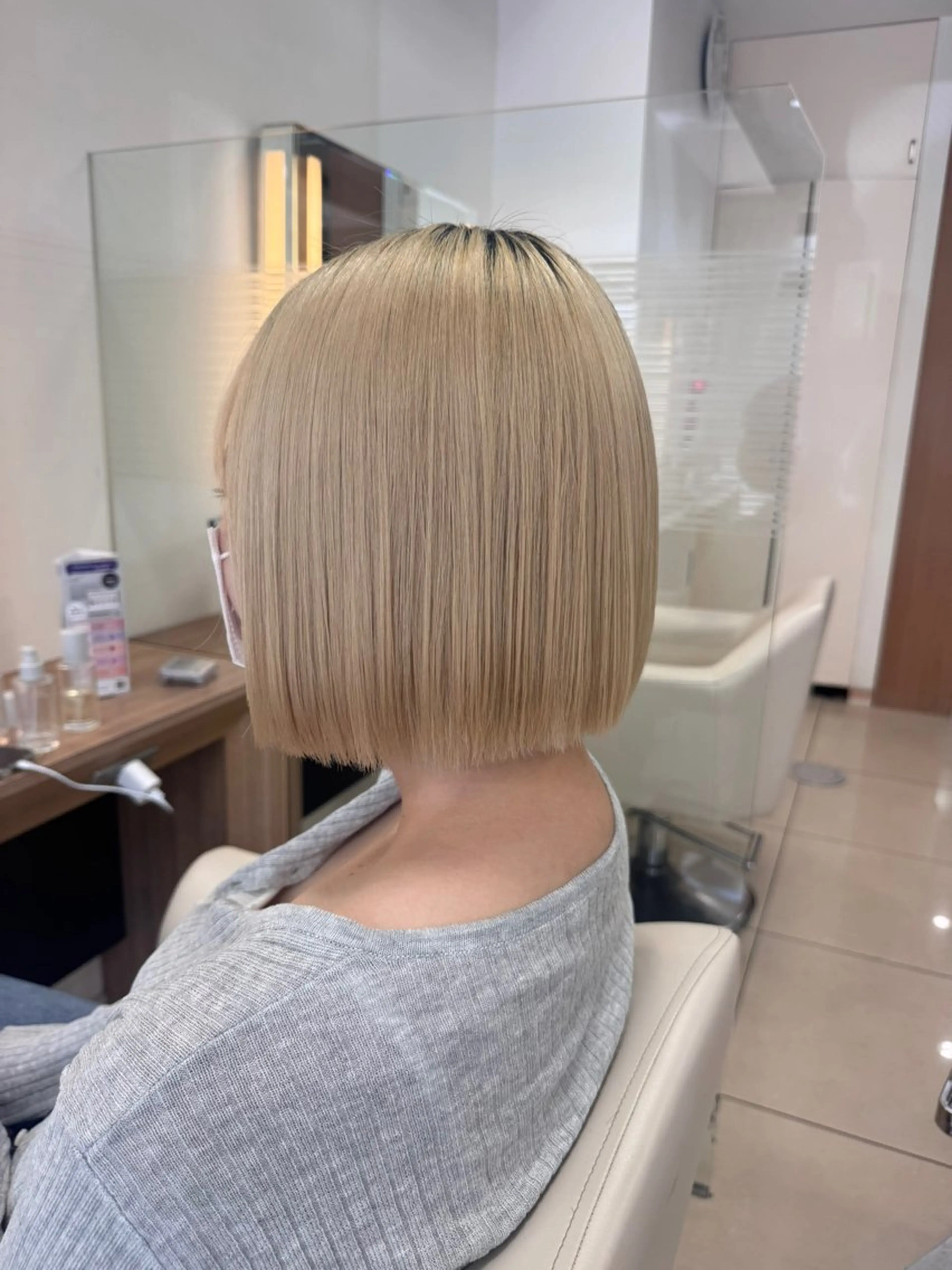 ショート ダブルカラーベージュ カラー/tuburaのヘアスタイル