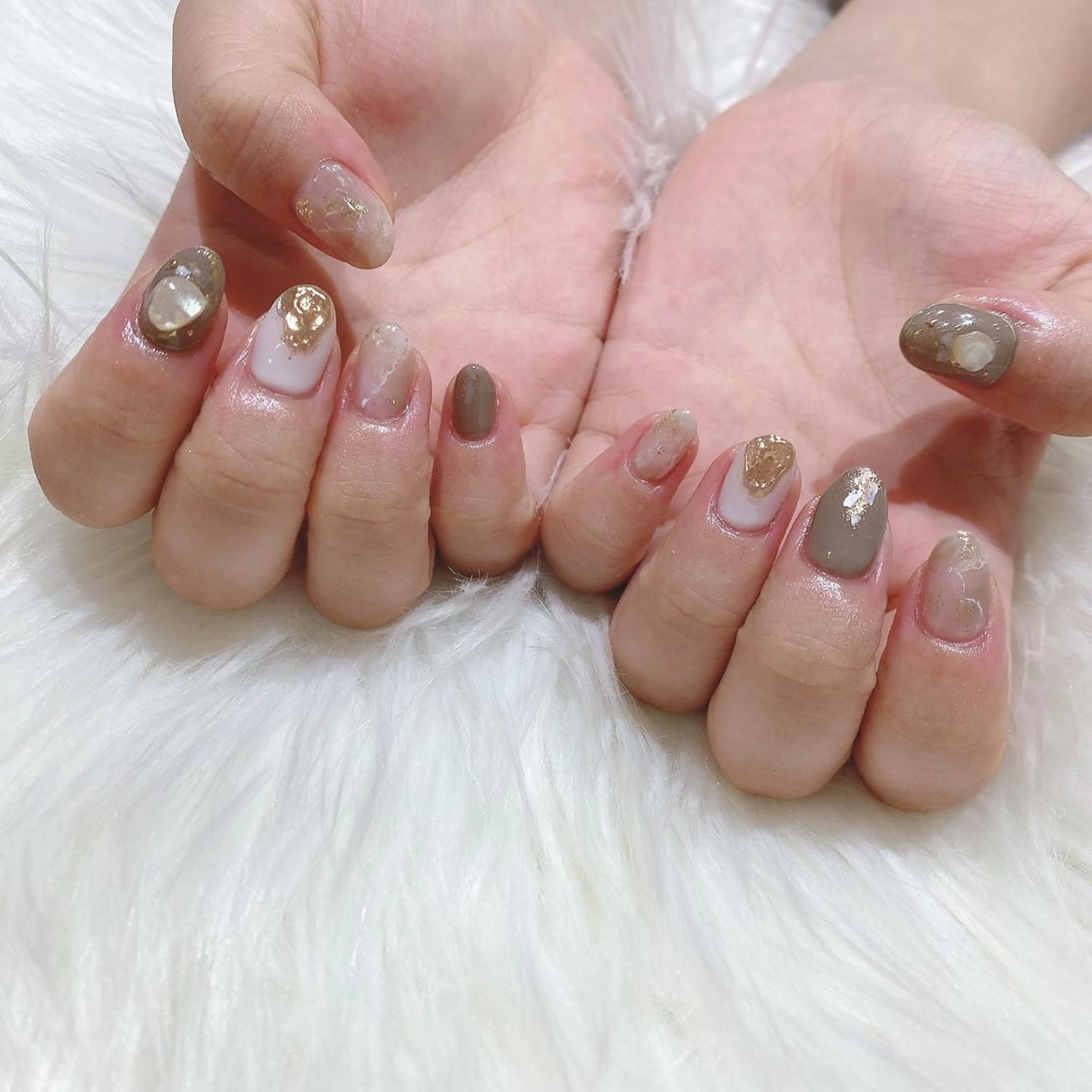 ネイル ハンドネイル 西岡 杏のネイルデザイン