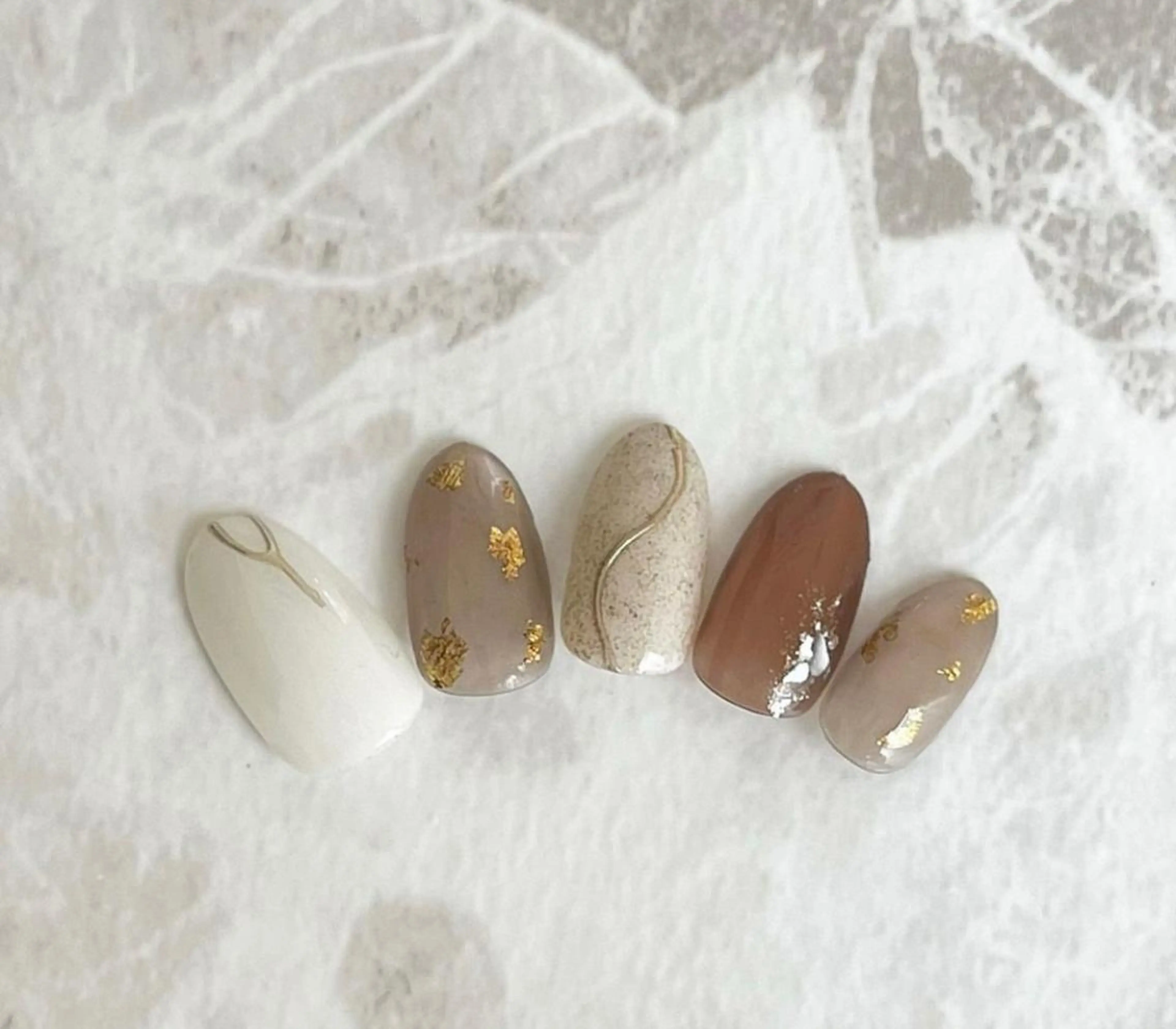 ネイル アイブロウ 眉カラー 眉毛ワックス脱毛 クリアネイル 長さ出し フットネイル 大塚眉毛|ハンドケア |肌管理の眉毛・アイブロウイメージ