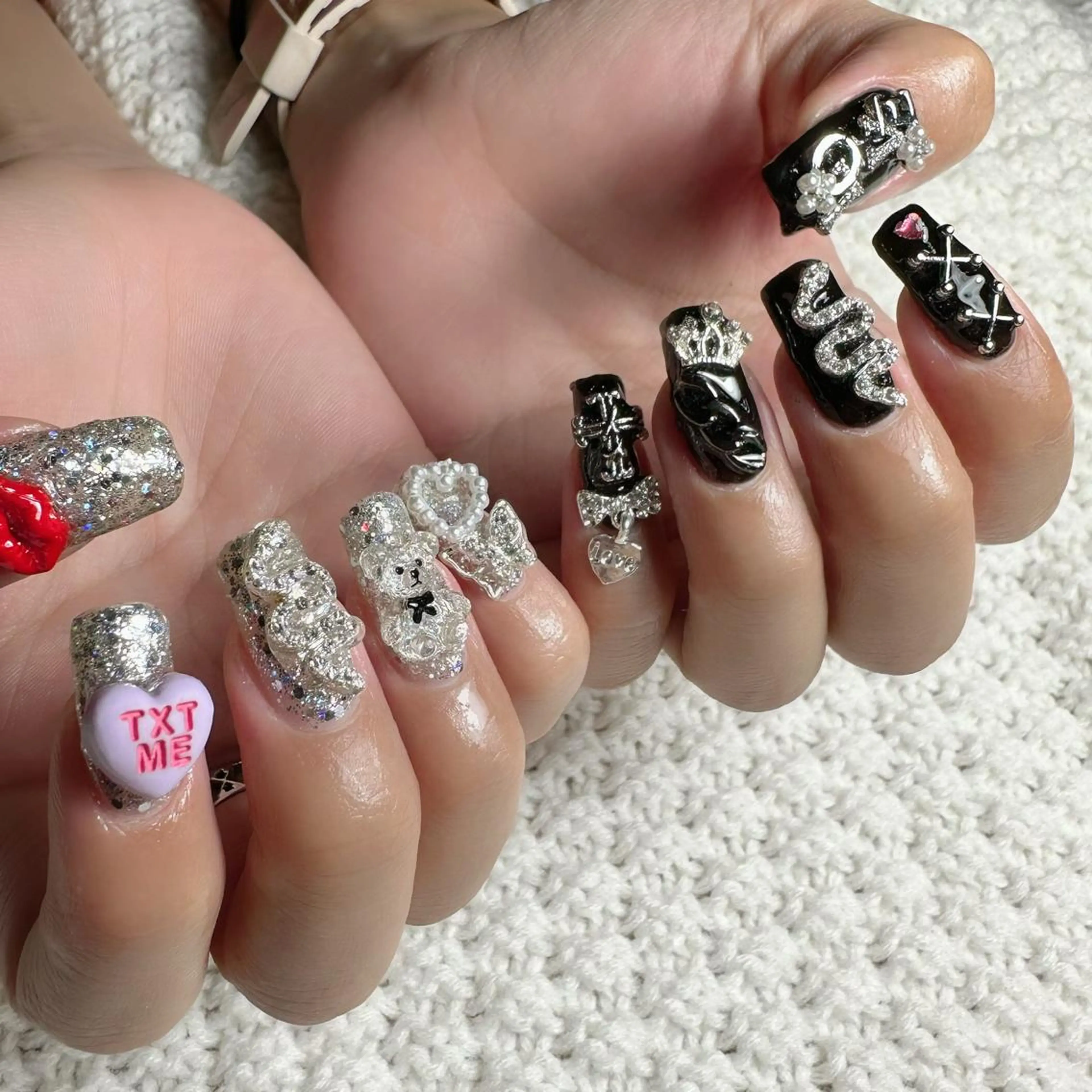 ネイル 新山 聖のネイルデザイン