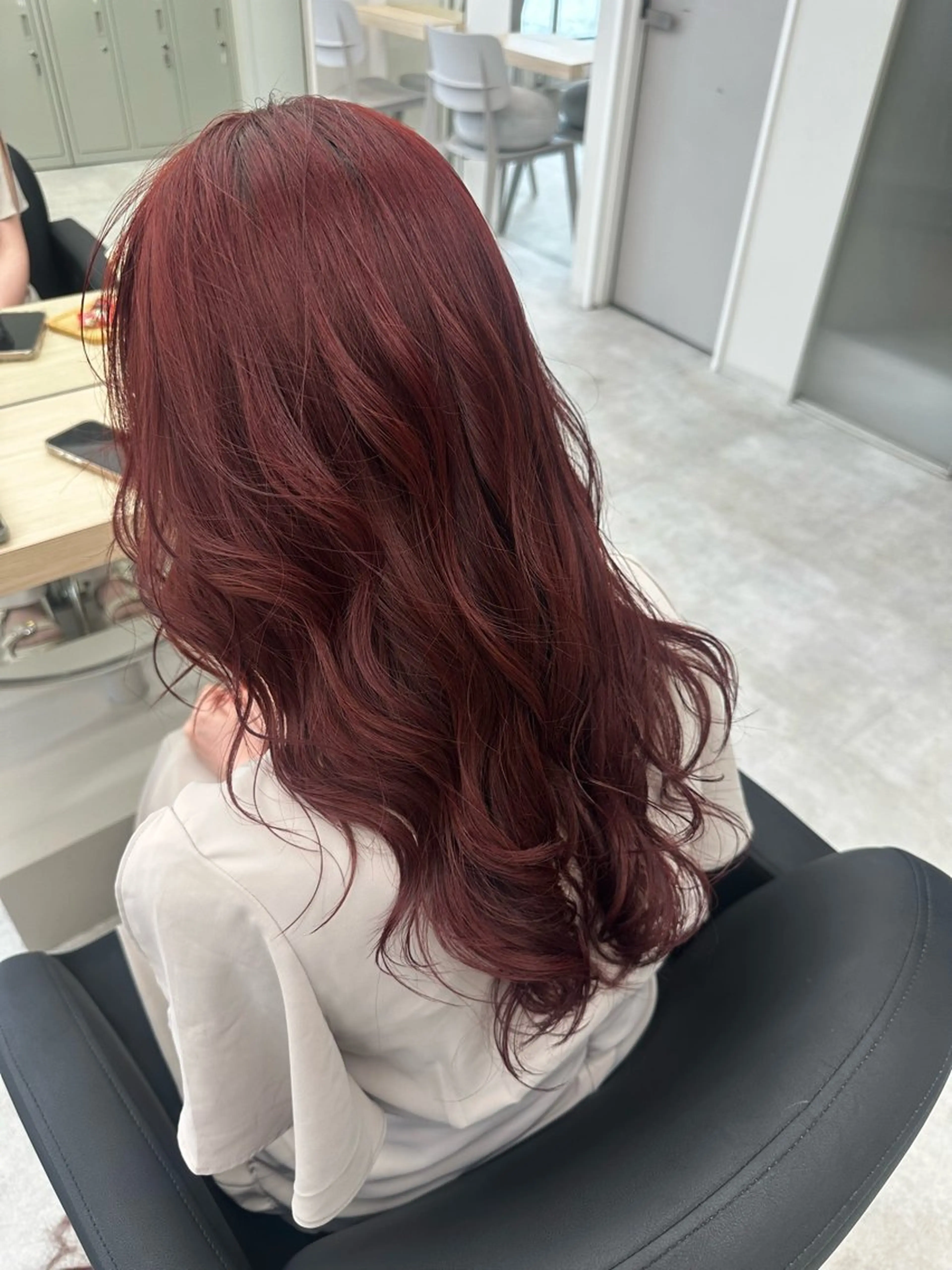 セミロング カラー MOE ~ EIGHT ~のヘアスタイル