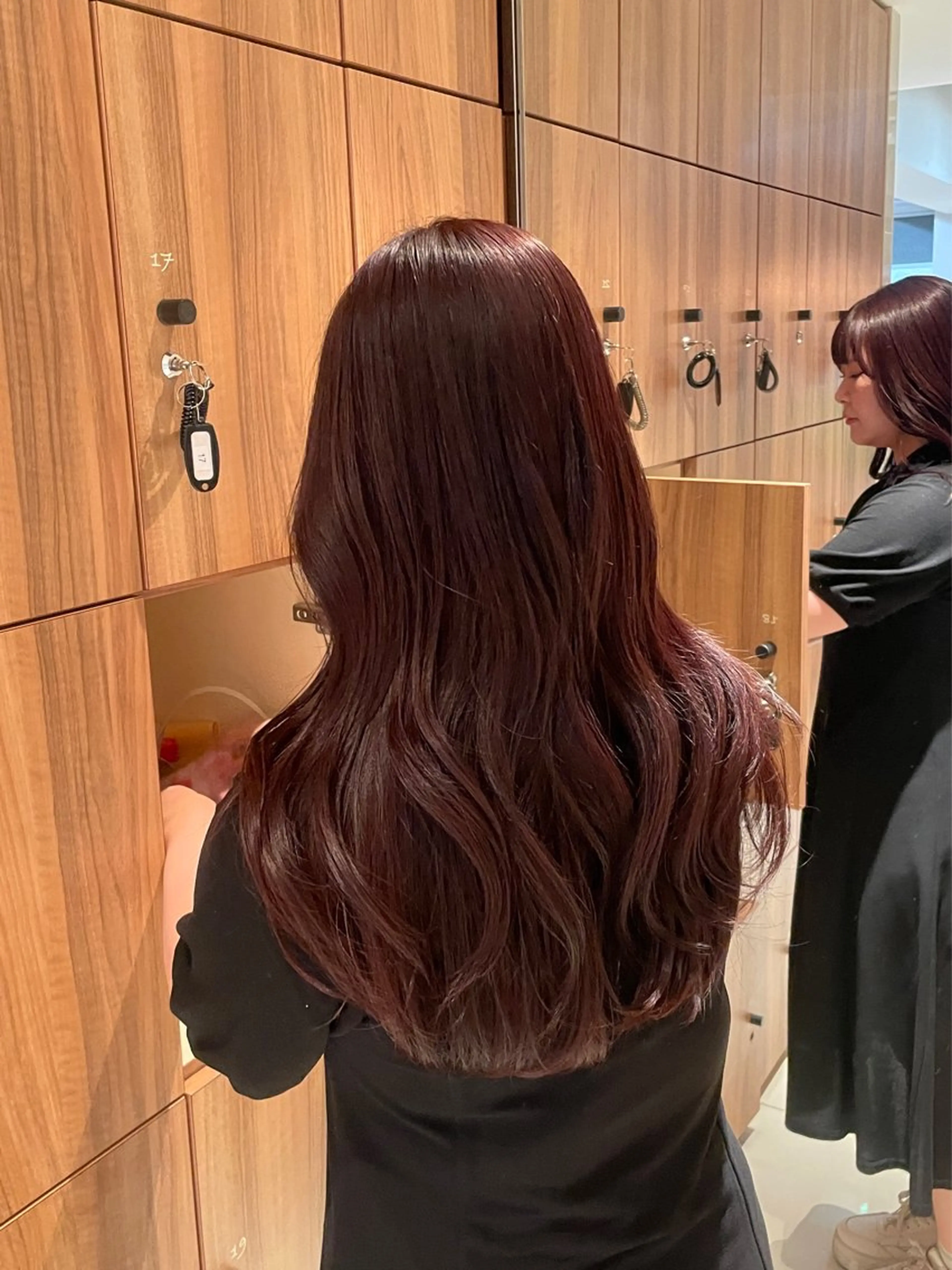 ロング カラー ピンクカラー レッドカラー カット ヘアカラー トリートメント 縮毛矯正/レイヤー /ひかるのヘアスタイル