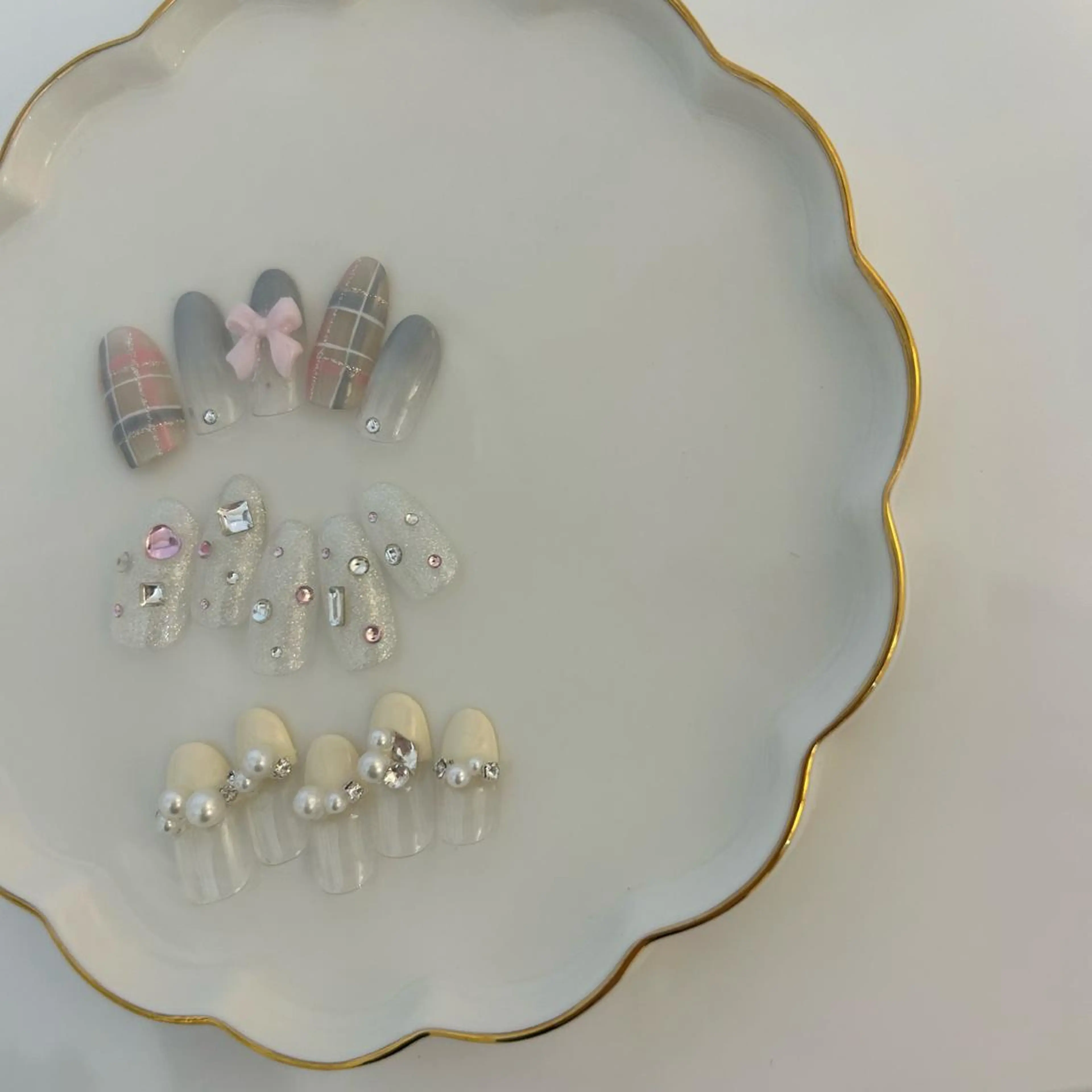 ネイル ハンドネイル ViViA momokaのネイルデザイン