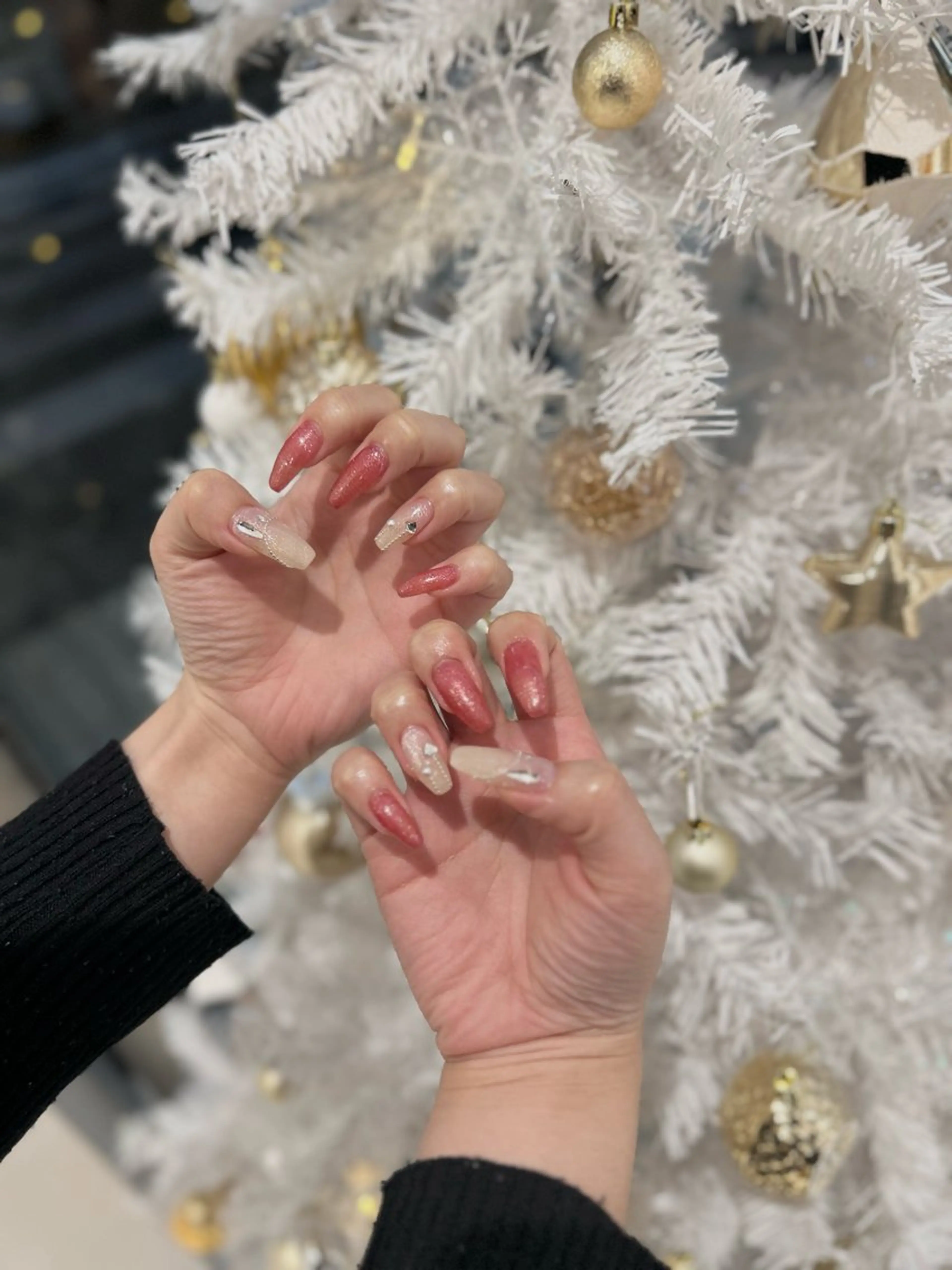 ネイル 冬ネイル クリスマス ハンドネイル Uzuki ／ROCCOnailのネイルデザイン