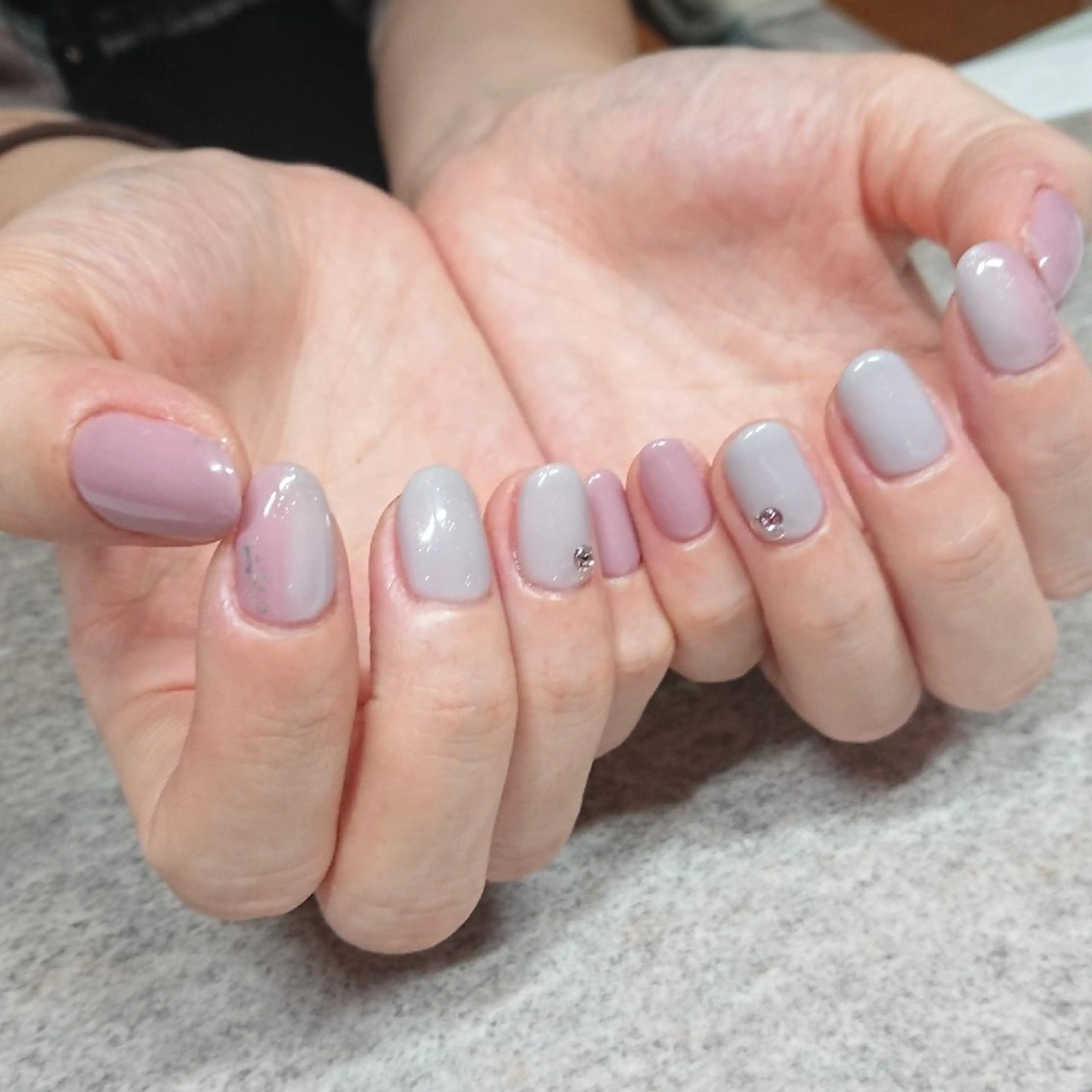 ネイル ジェヌインネイル 河内のネイルデザイン