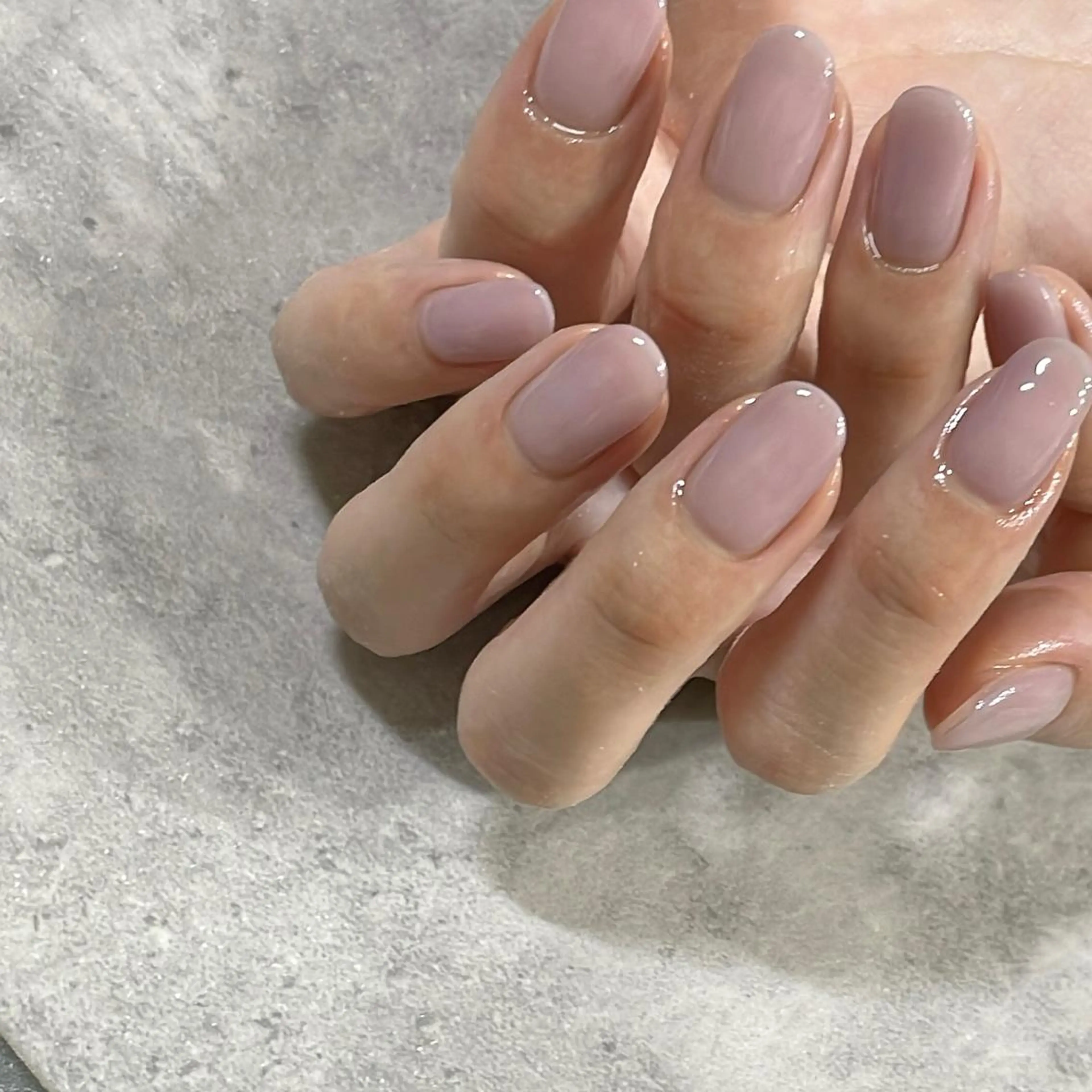 ネイル lowaly所属・NAKAMURA HARUKAのネイルデザイン