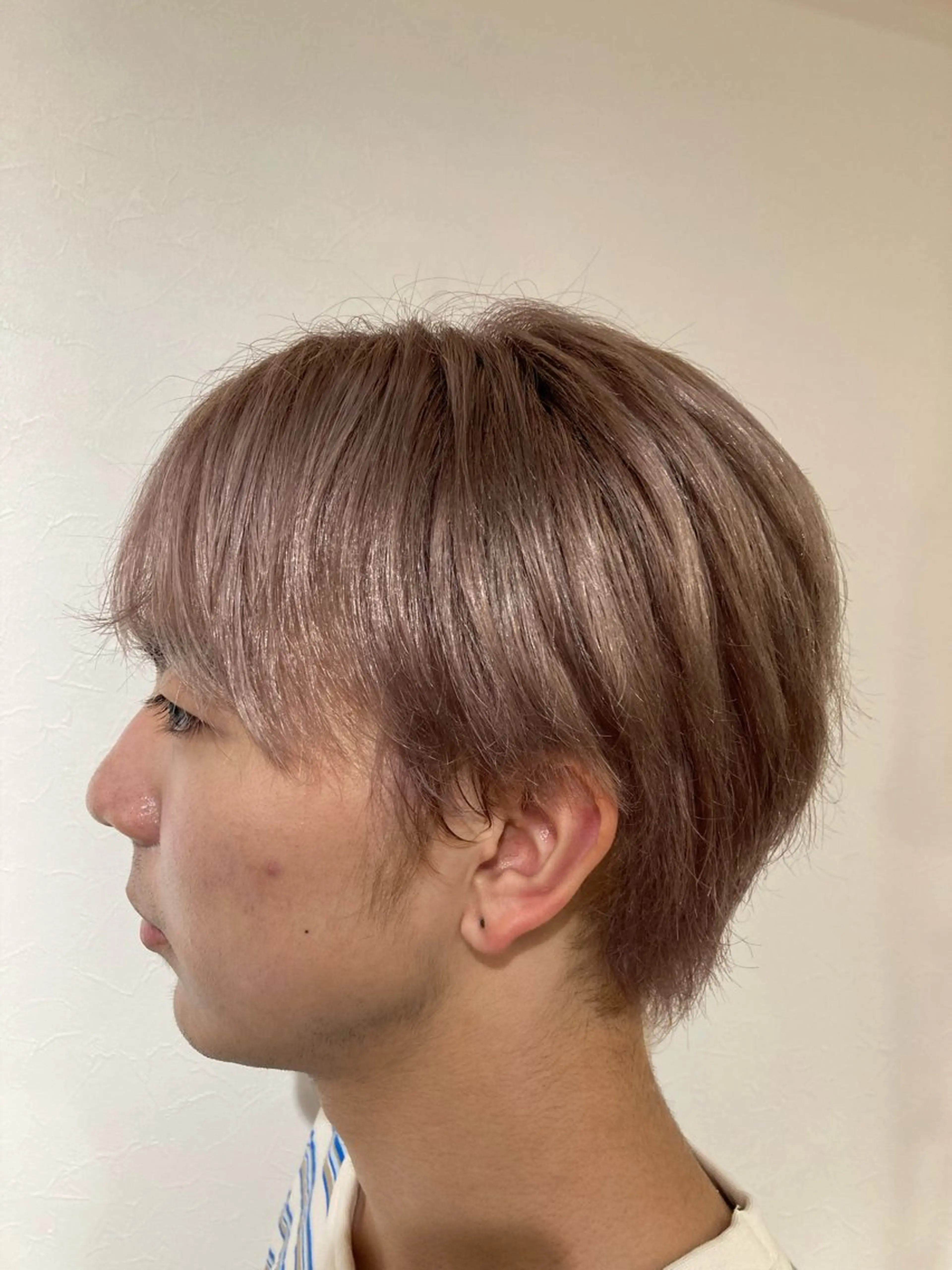 カラー メンズ メンズブリーチ ブリーチ ピンクカラー カット ヘアカラー HUES（ヒューズ）所属・無料カットモデル✂️ 城下竜二のヘアスタイル