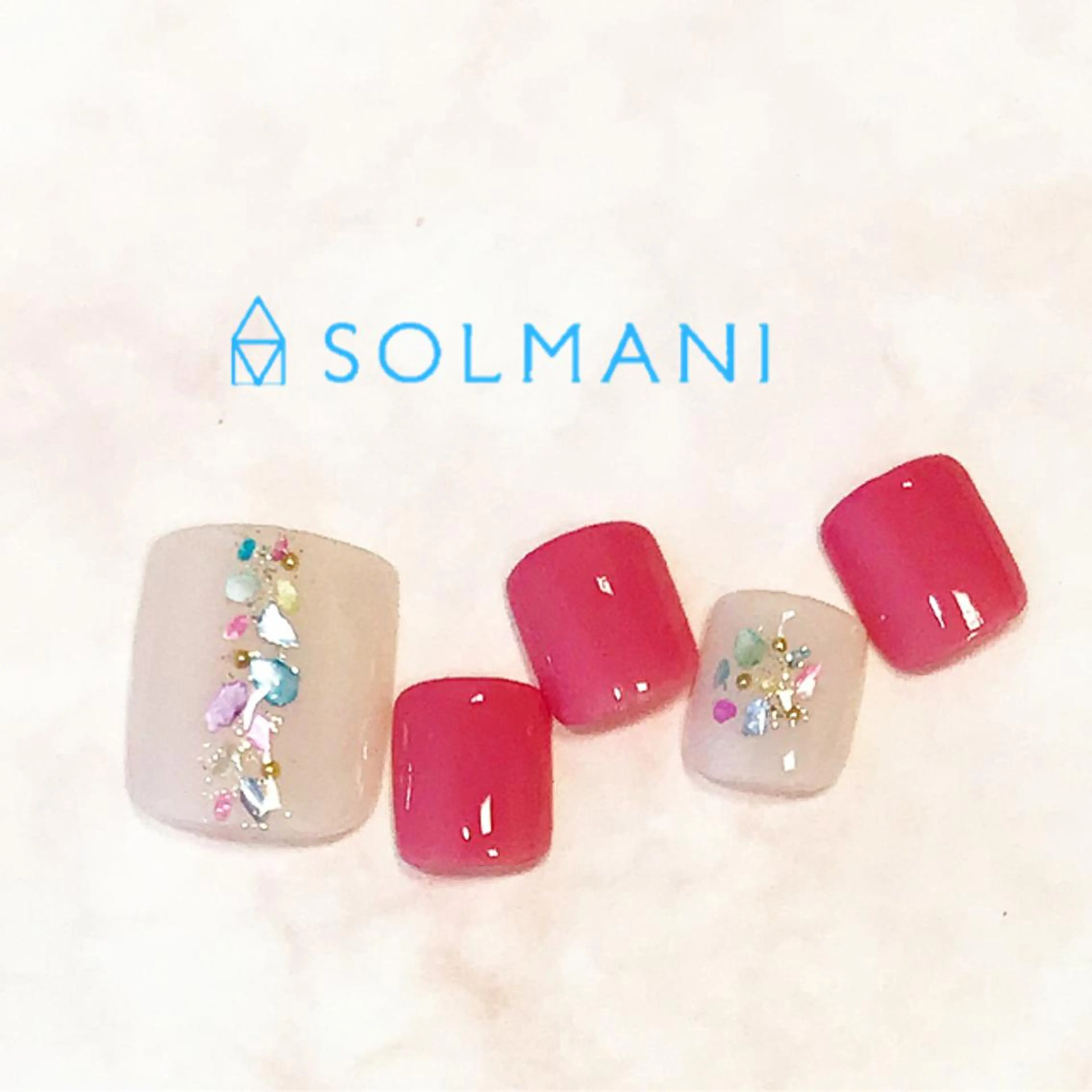 ネイル SOLMANI 予約担当のネイルデザイン