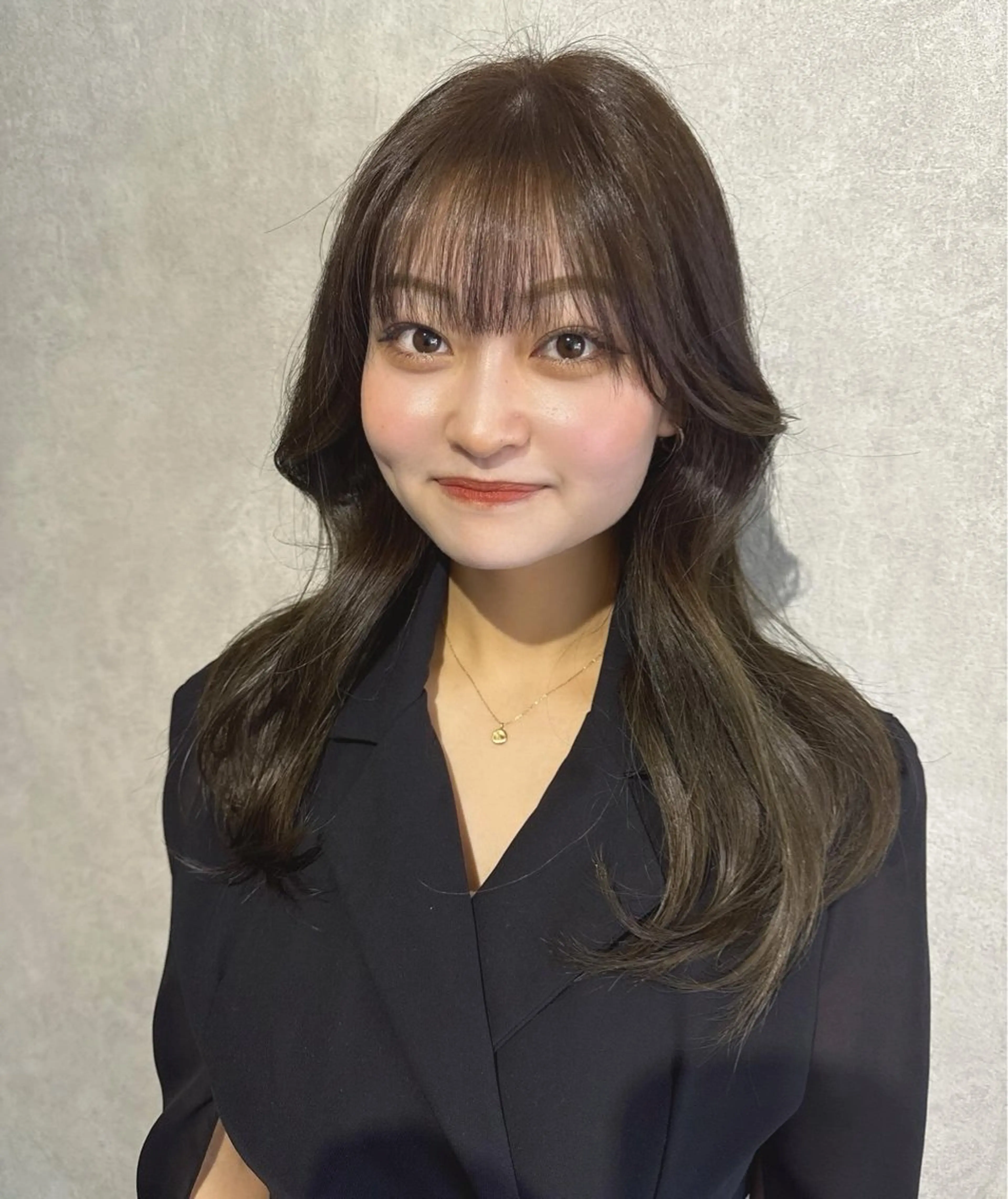 ロング カラー ベージュカラー オリーブベージュ Bish Yanaのヘアスタイル