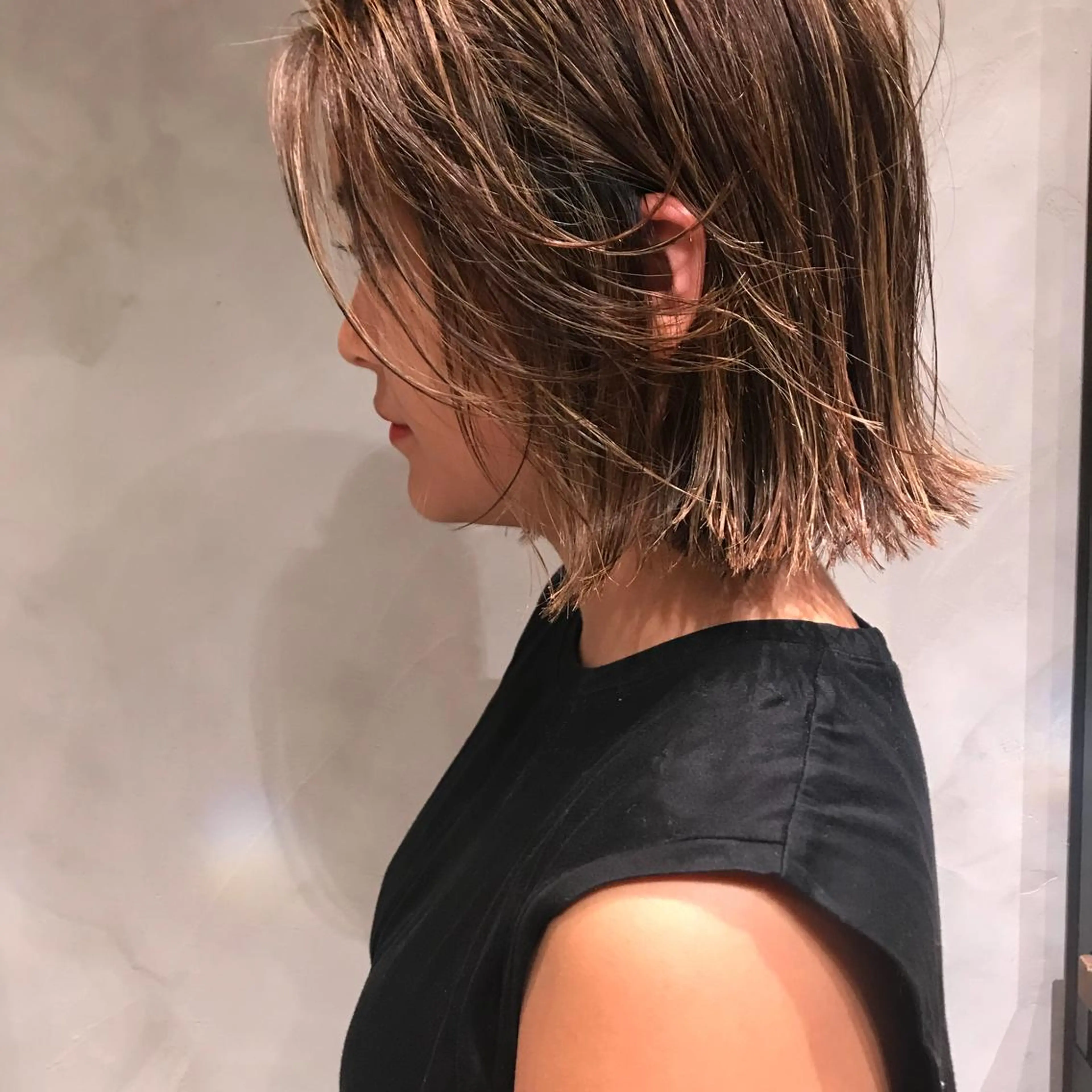 柔らかブラウン/顔周 りレイヤー♡ユウシのヘアスタイル