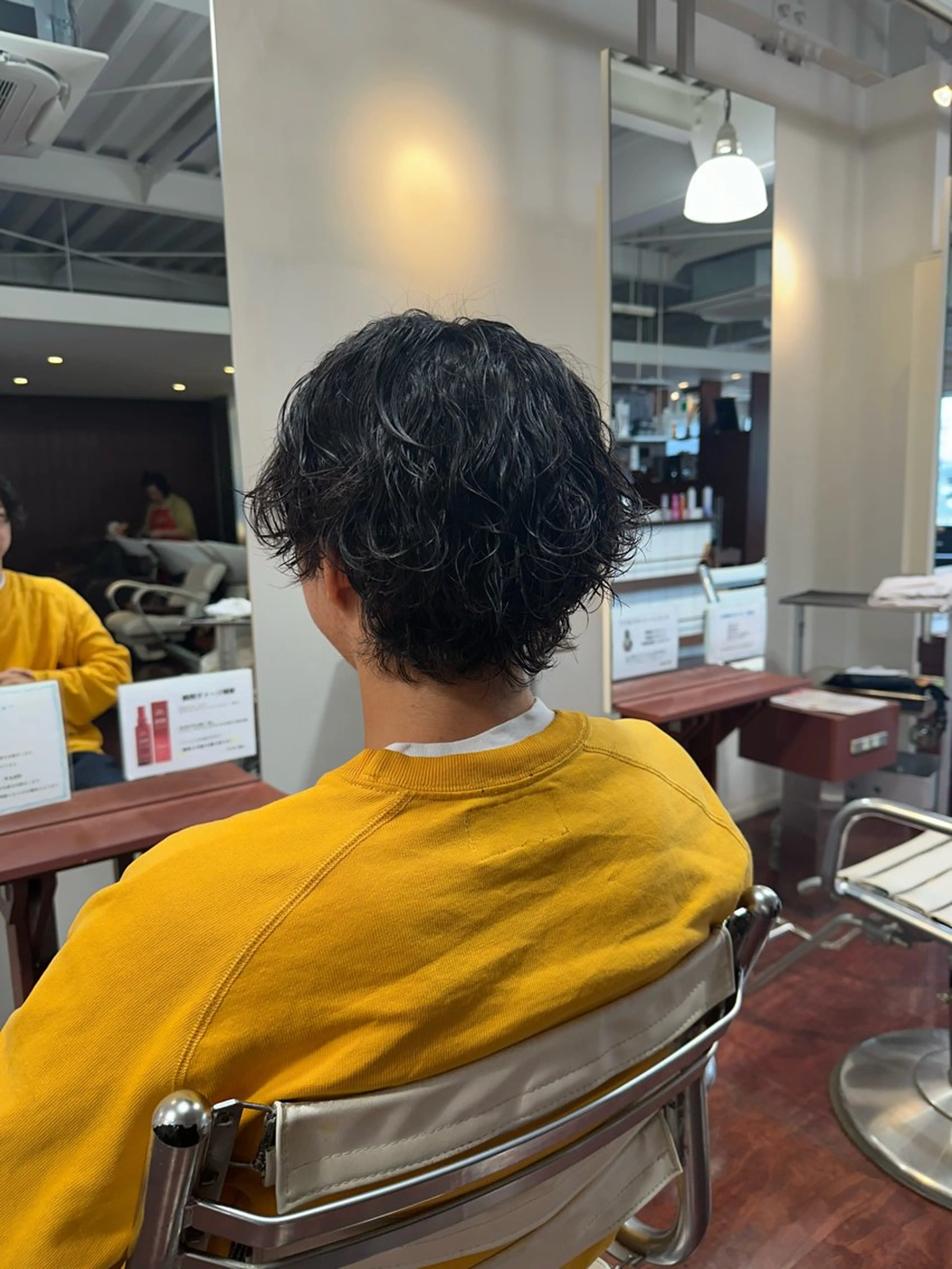 ショート パーマ メンズ TAKUMI  Roots所属・湯本 大介のヘアスタイル