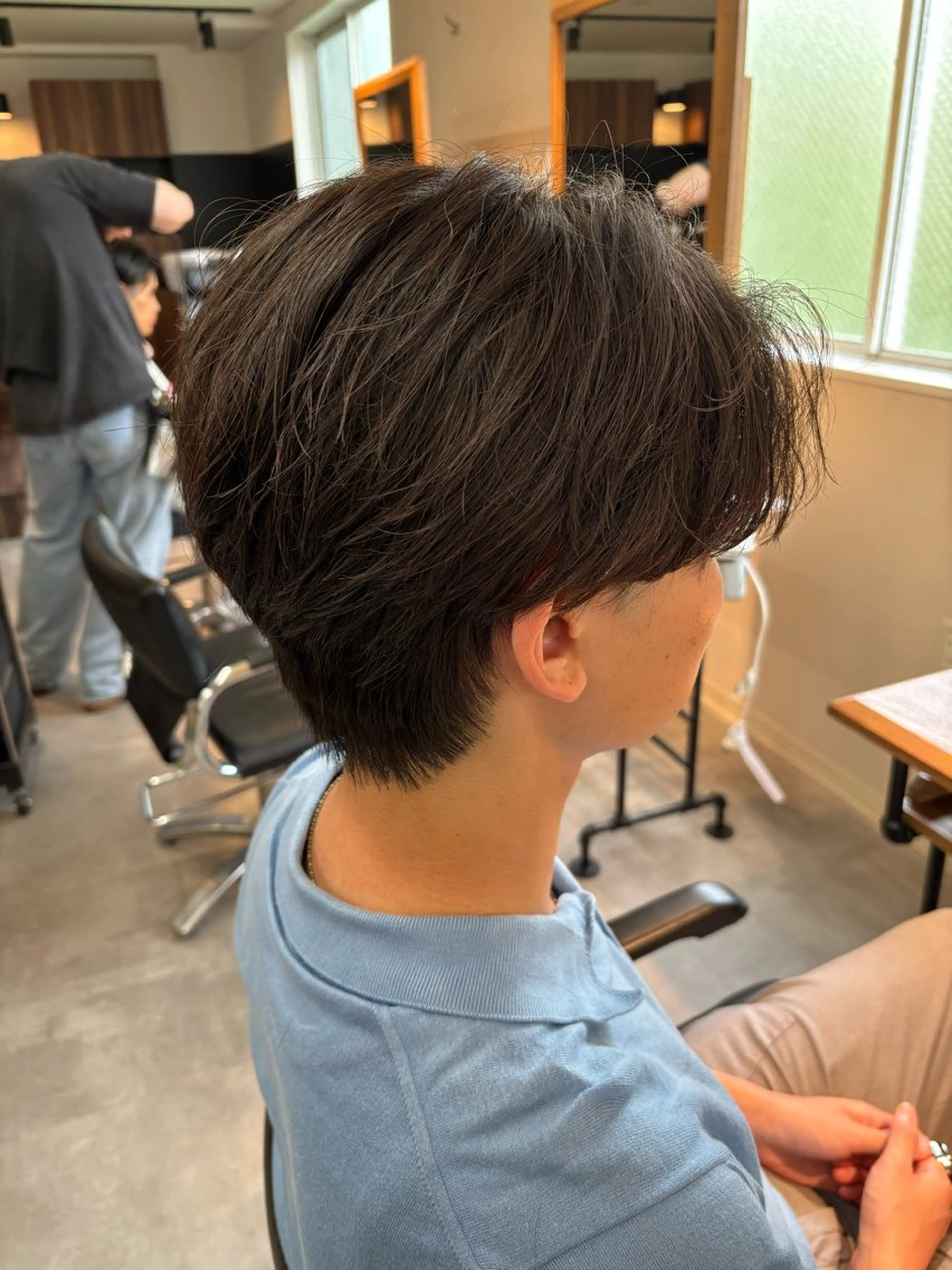 メンズ センターパート カット フェザーパーマ/韓国 /メンズカット保立のヘアスタイル