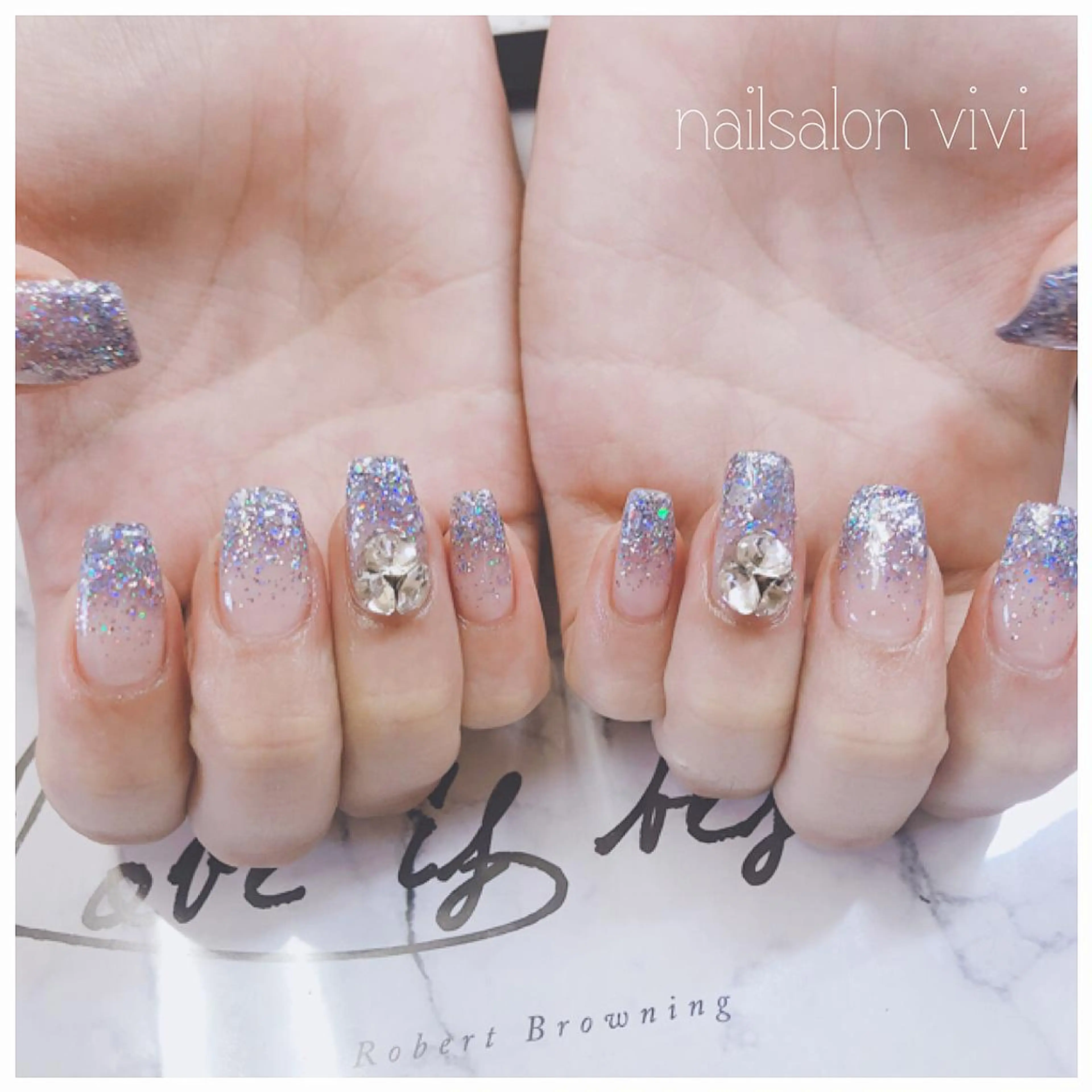 ネイル ＶＩＶＩ nailsalonのネイルデザイン