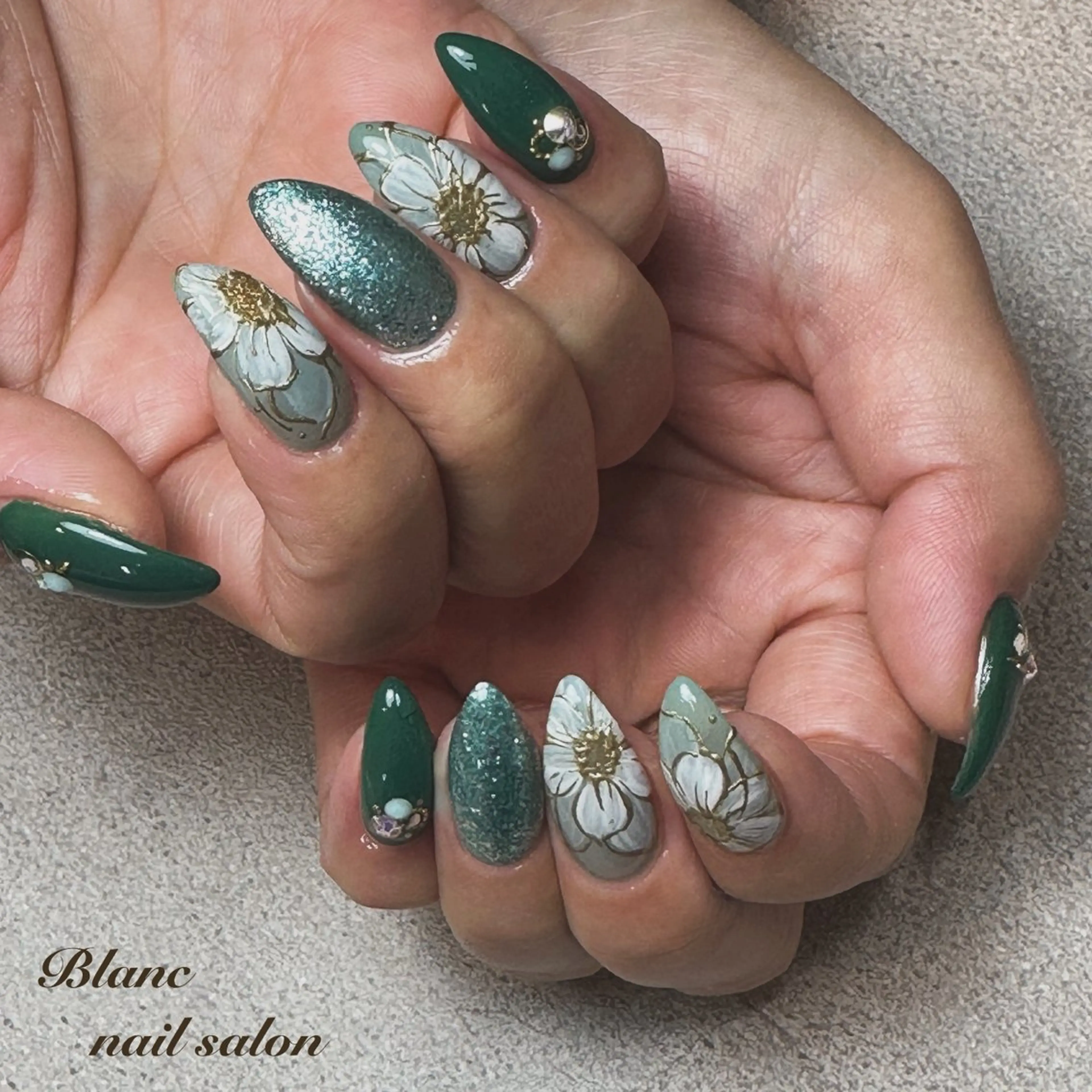 ネイル フラワーネイル Blanc ブランのネイルデザイン