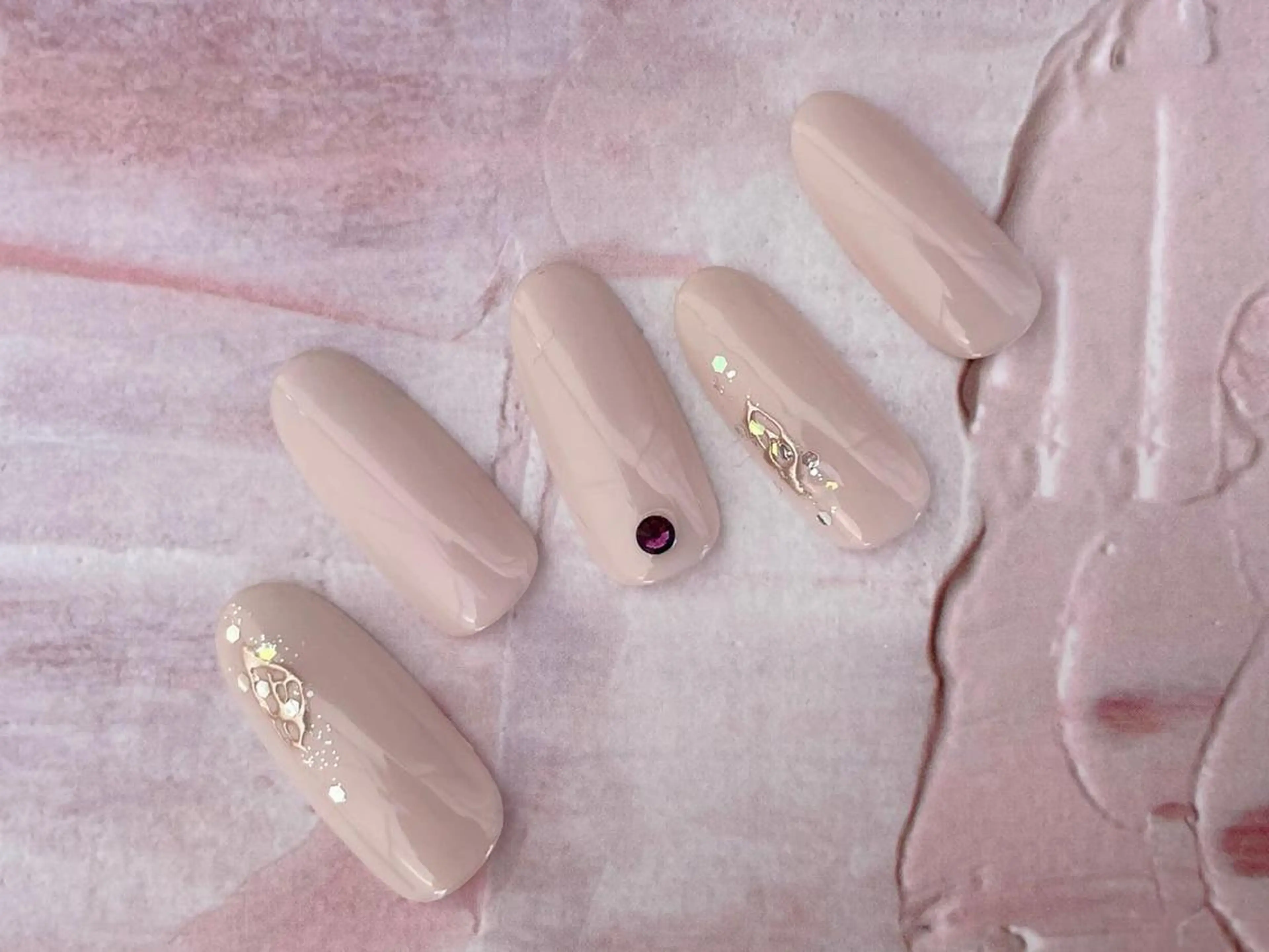 ネイル マツエク・マツパ まつげパーマ ボリュームラッシュ ジェルネイル ニュアンスネイル パラジェル ハンドネイル 髙橋 敦子のマツエク・マツパデザイン