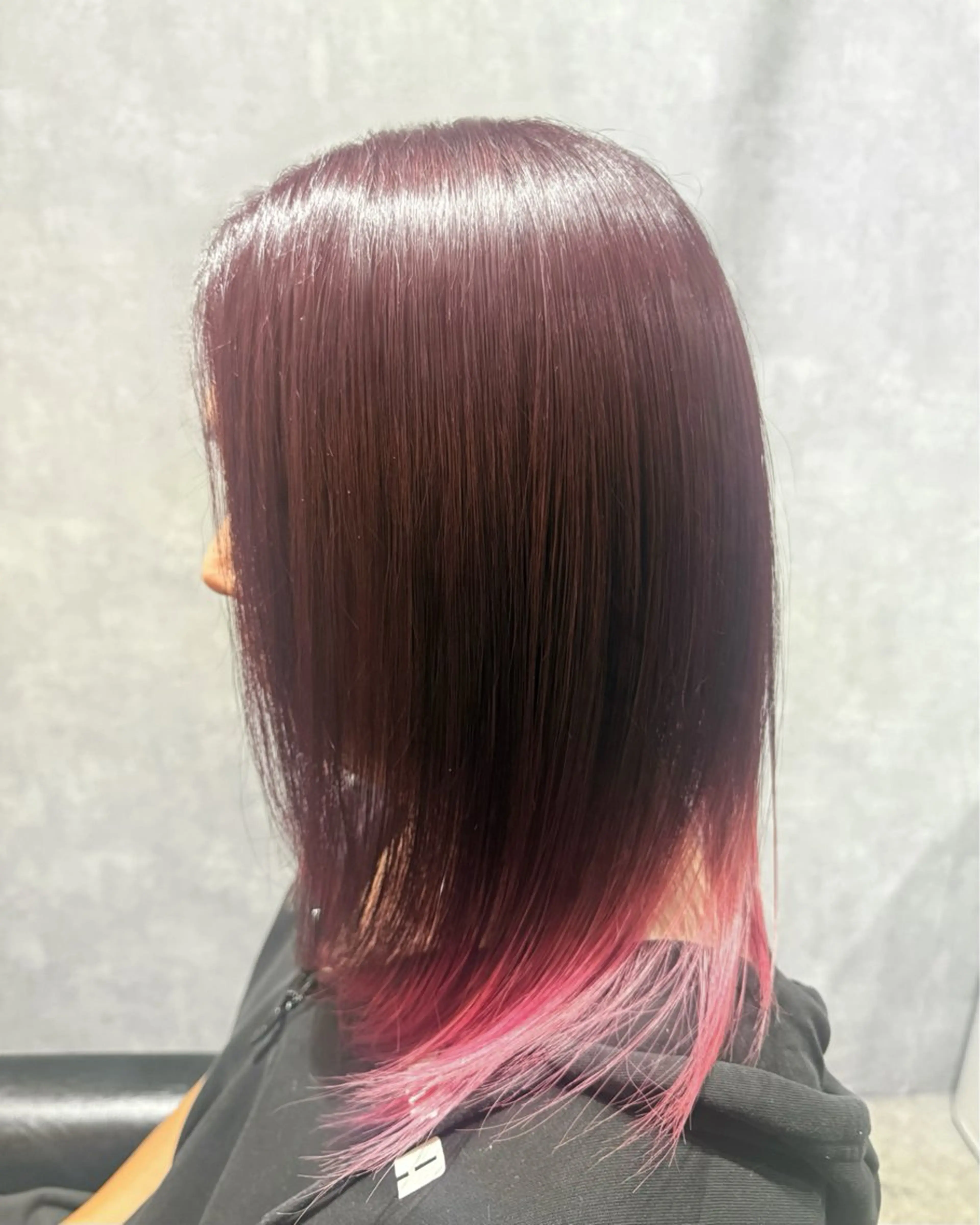 ミディアム カラー ピンクカラー バイオレットカラー トリートメント ヒナ子🦋 ブリーチカラーのヘアスタイル