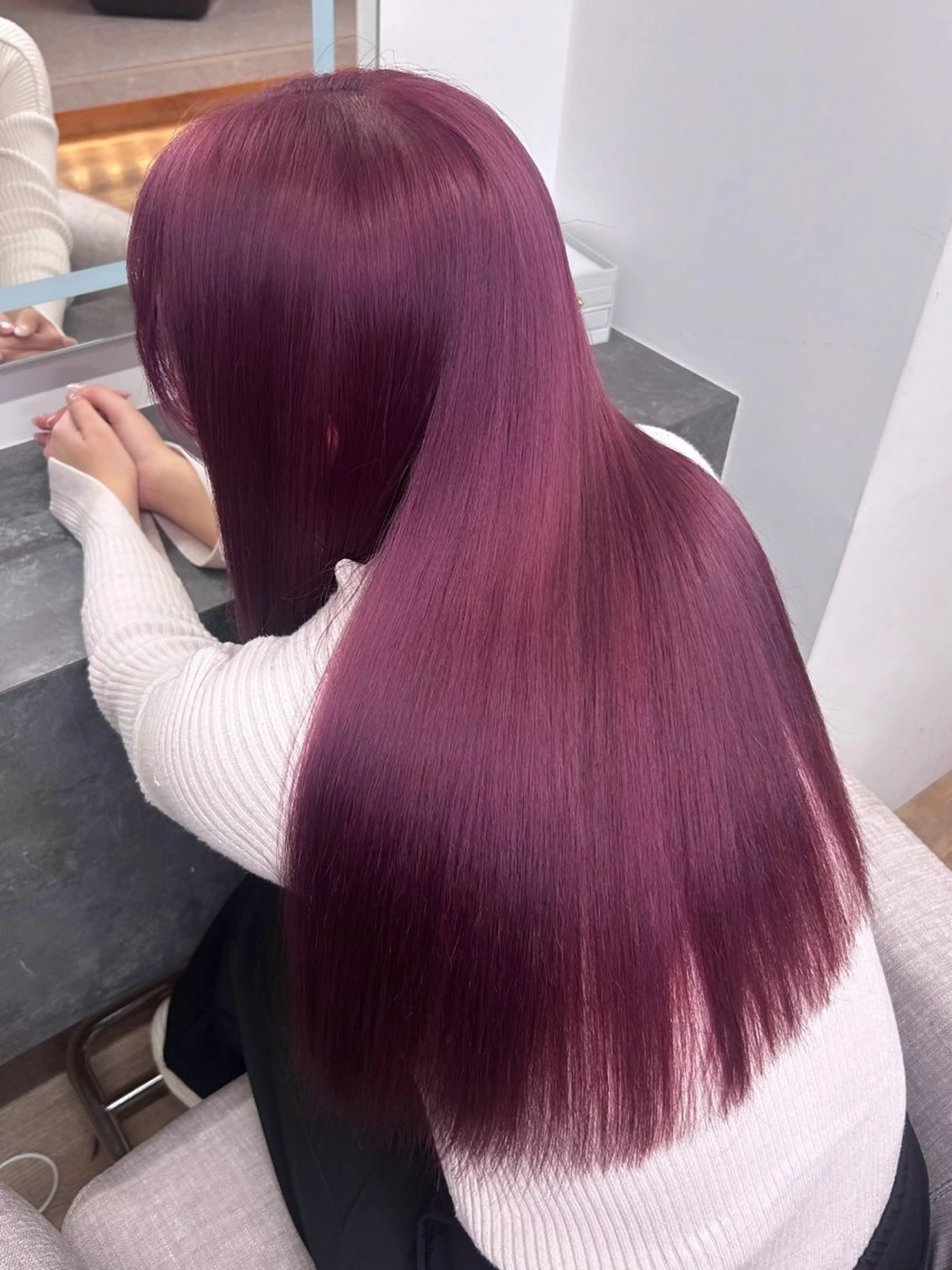 ロング カラー ヘアカラー トリートメント MARQUEE所属・Ayame / ハイトーンカラーのヘアスタイル