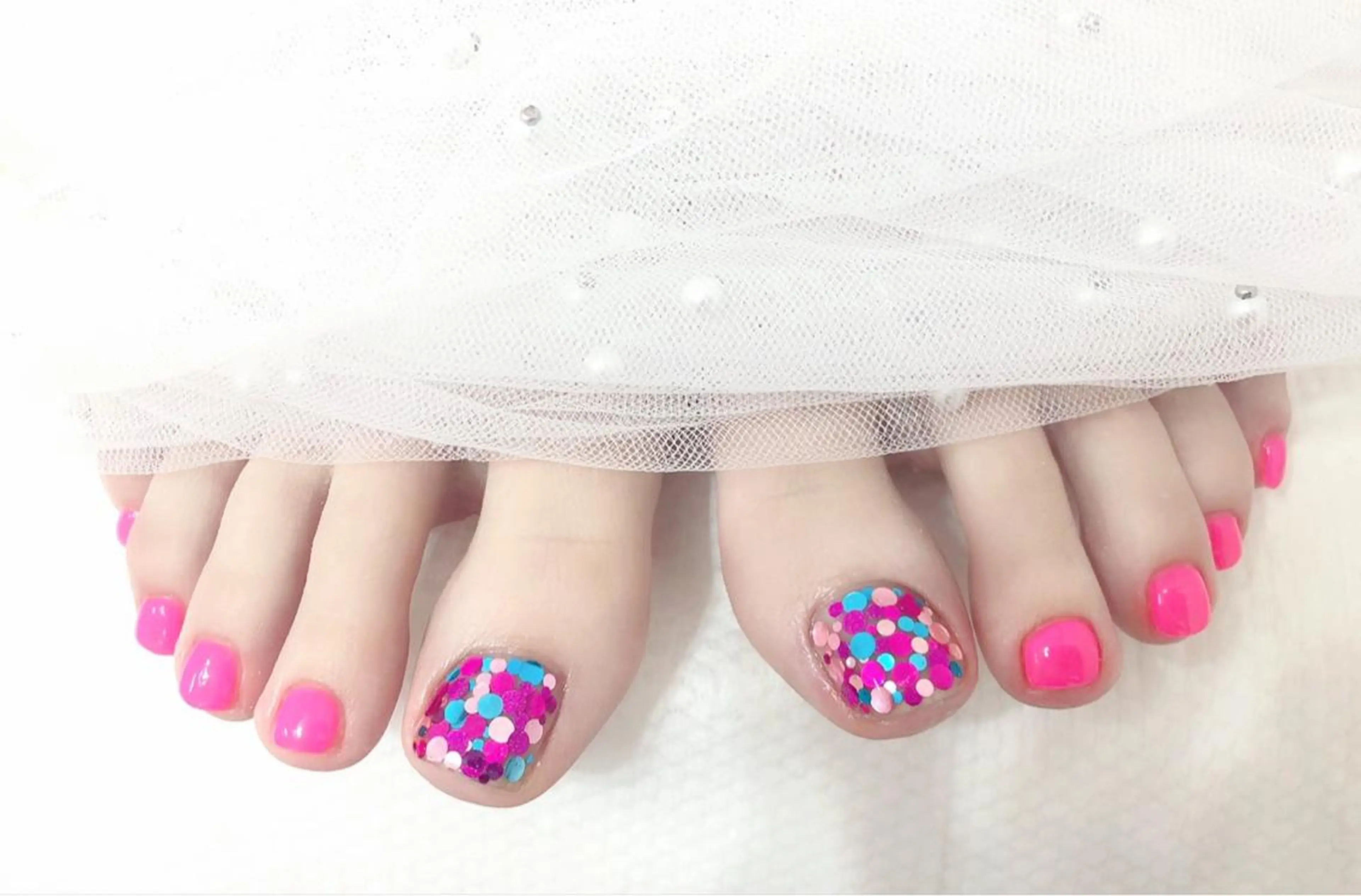 ネイル マジックミラー所属・マジック ミラーのネイルデザイン