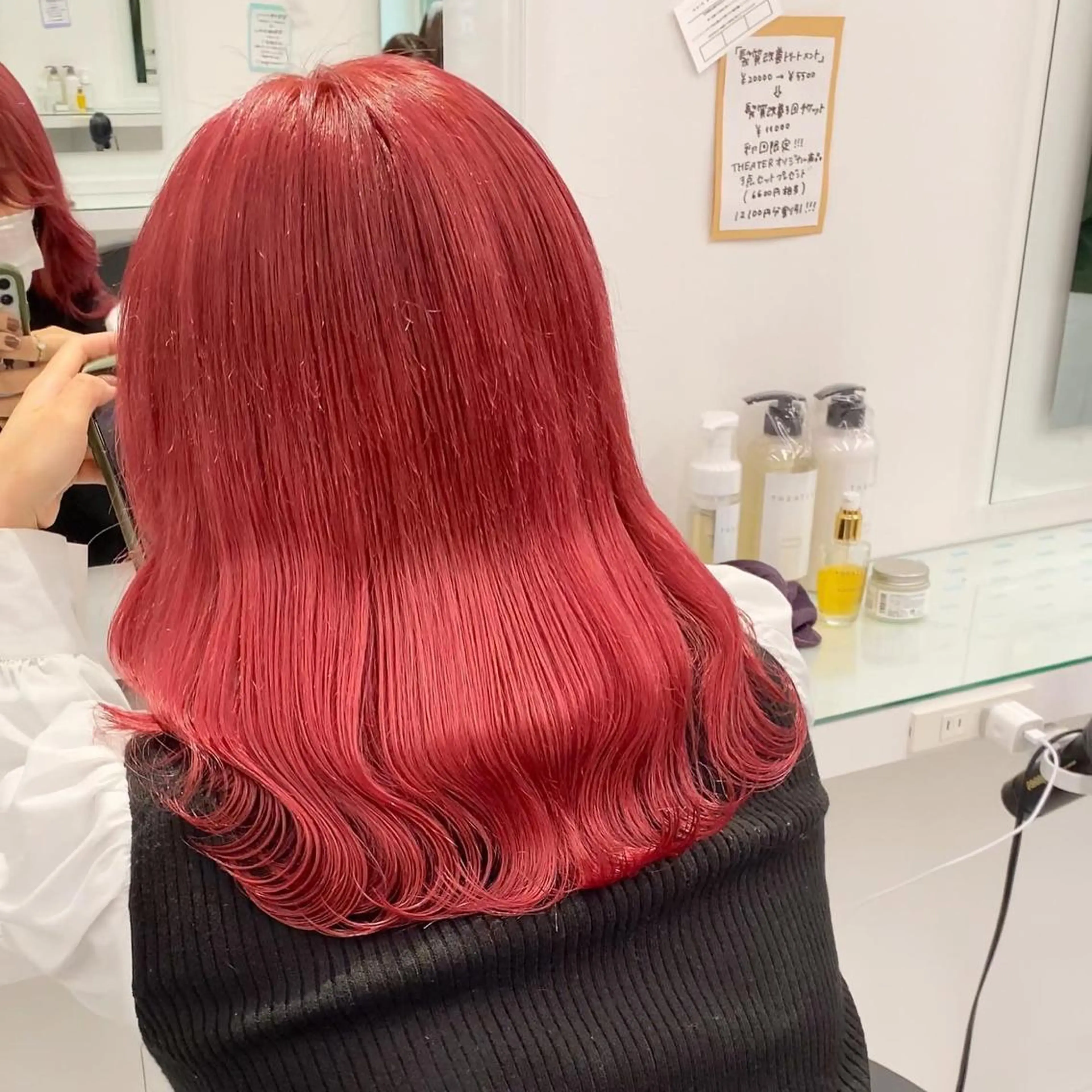 ミディアム カラー ARMONY 神宮前所属・コテ巻き風パーマ 🦋そま🦋のヘアスタイル