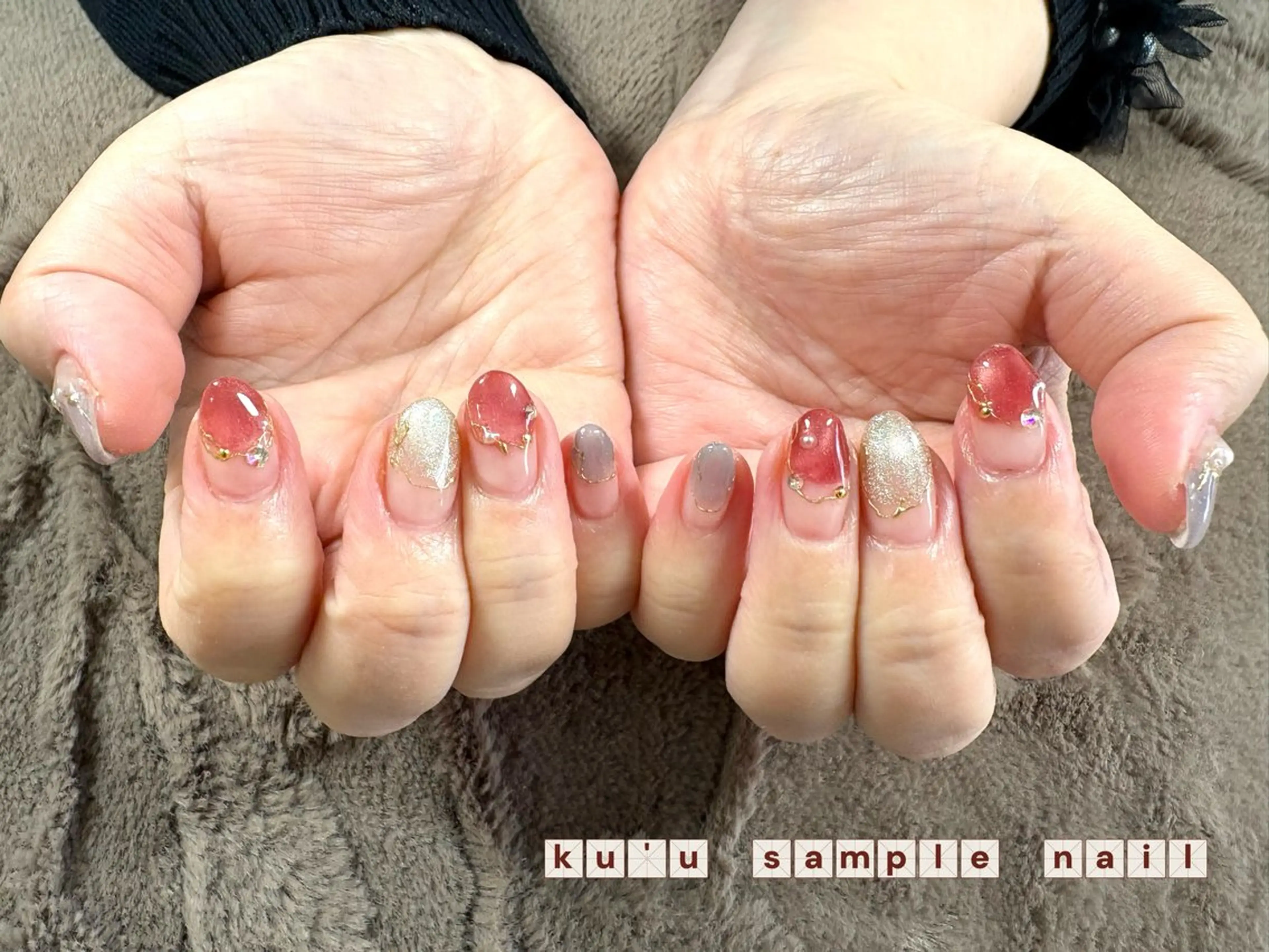 ミディアム サロンku'u所属・salon kuuのネイルデザイン