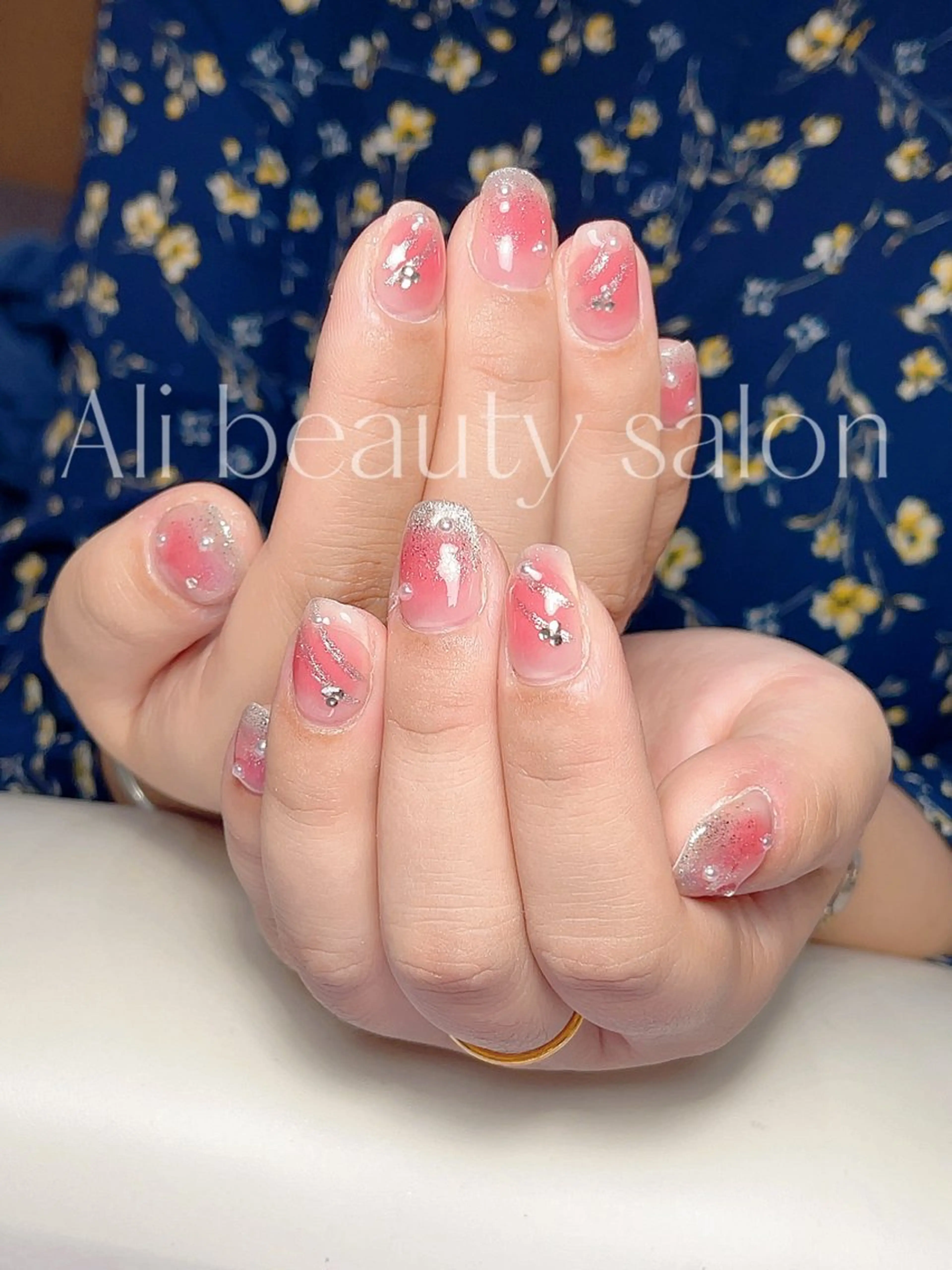 ネイル Ali 新小岩 ネイル専門のネイルデザイン