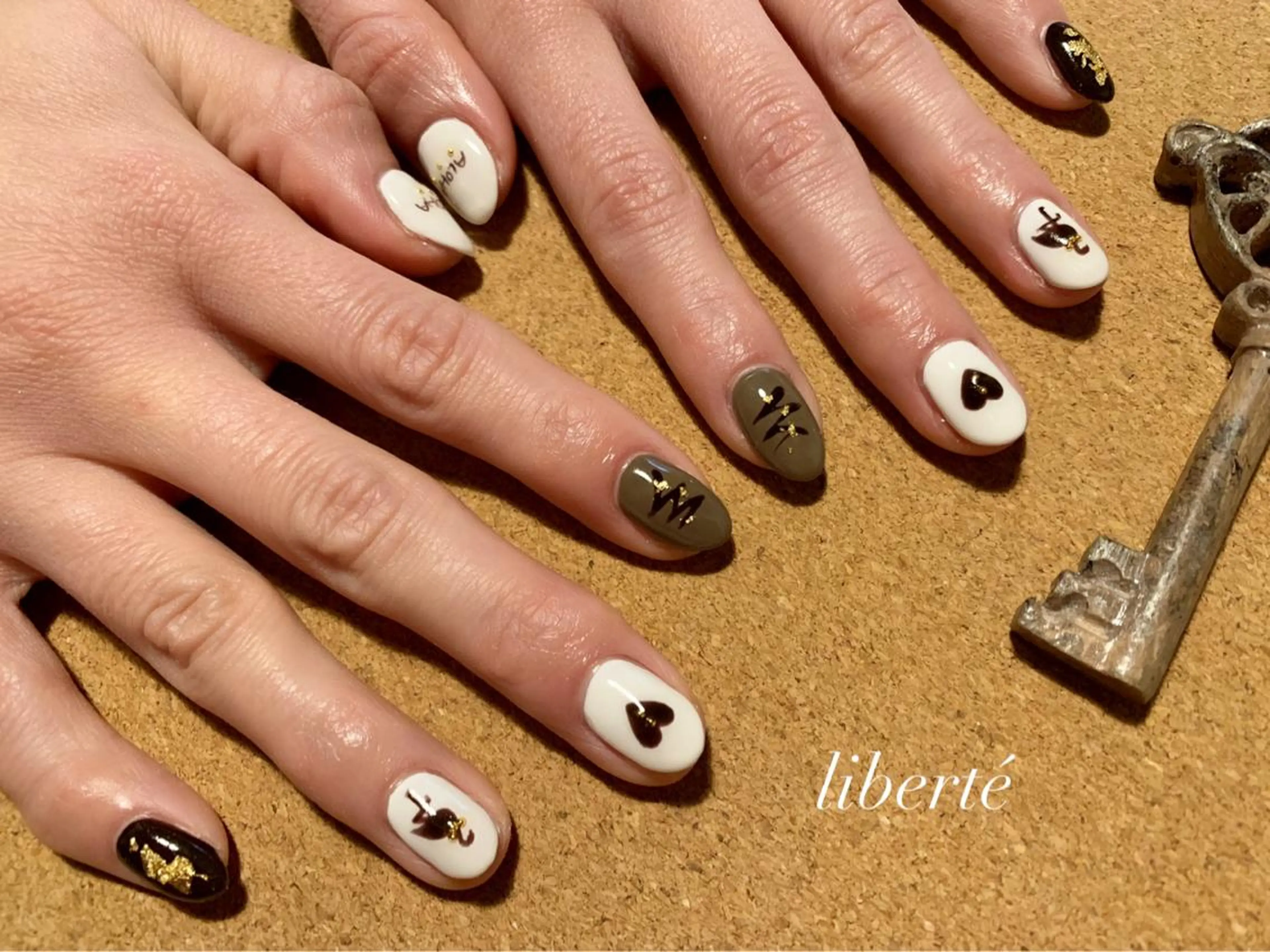 ネイル liberté (リベルテ)のネイルデザイン