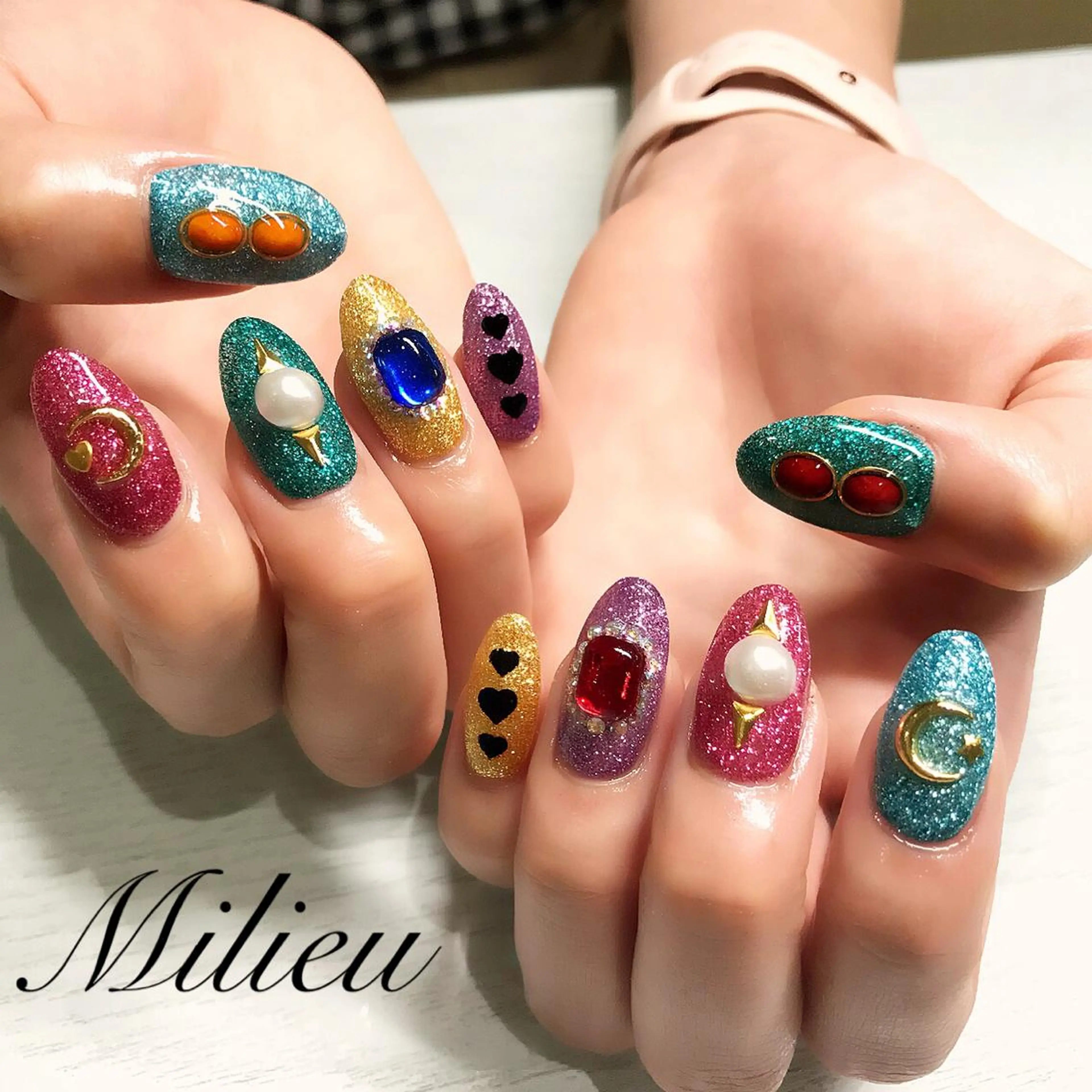 ネイル スカルプネイル ハンドネイル 吉澤 圭のネイルデザイン