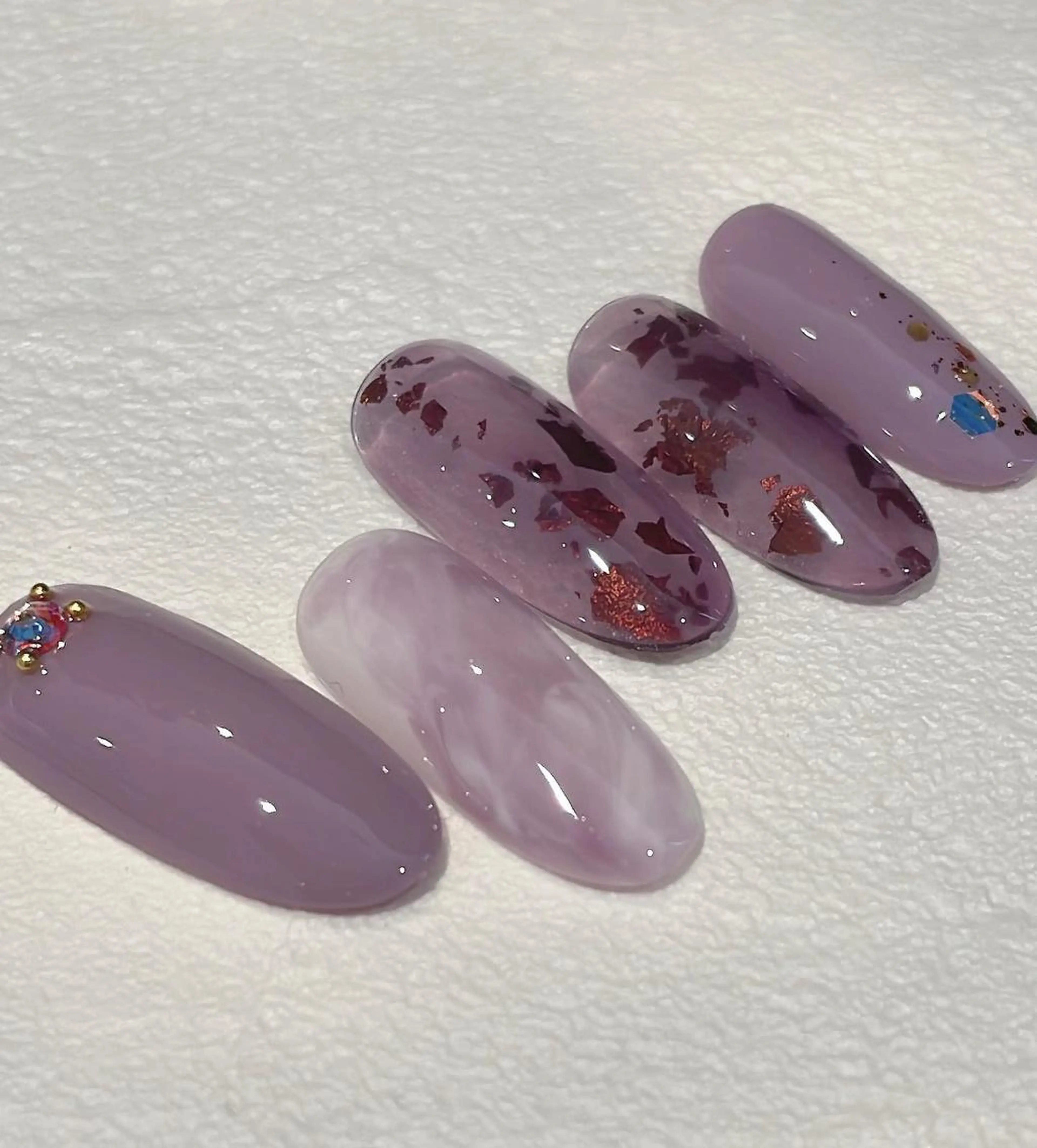 ネイル マツエク・マツパ まつげパーマ ボリュームラッシュ ジェルネイル ニュアンスネイル パラジェル 髙橋 敦子のネイルデザイン