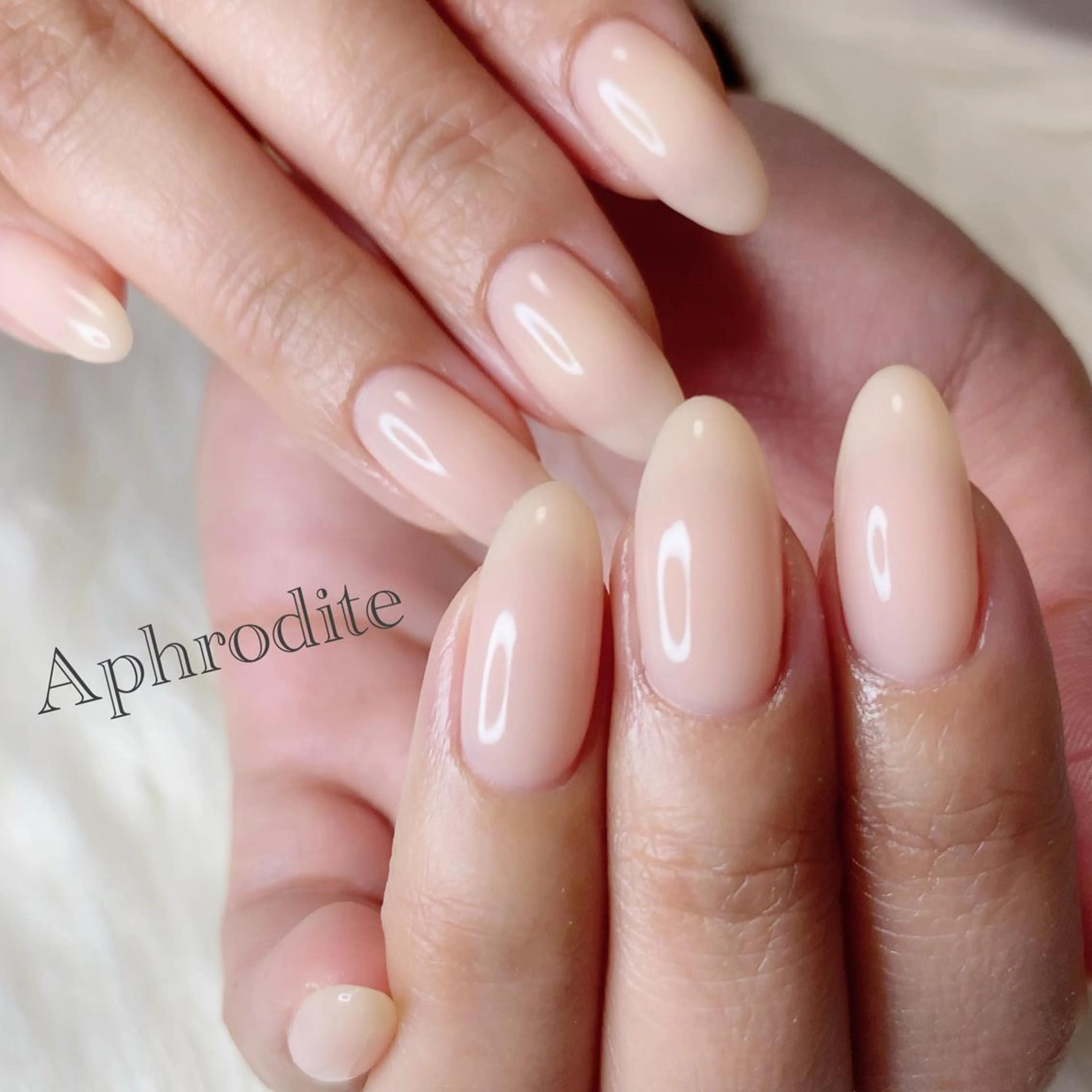 ネイル Aphrodite パラジェル認定サロンのネイルデザイン