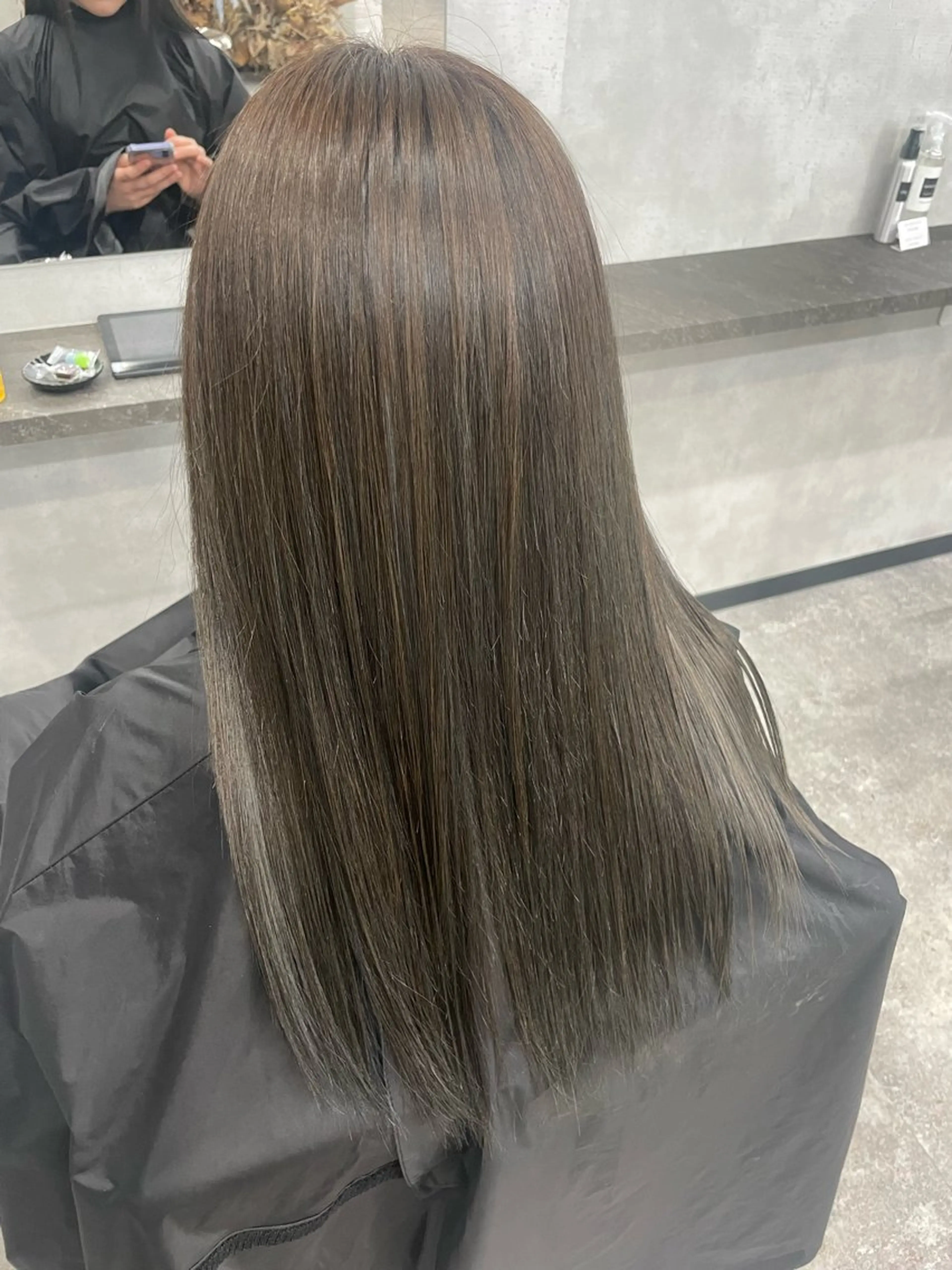 カラー グレージュ ZANKA所属・高橋 佳奈美のヘアスタイル