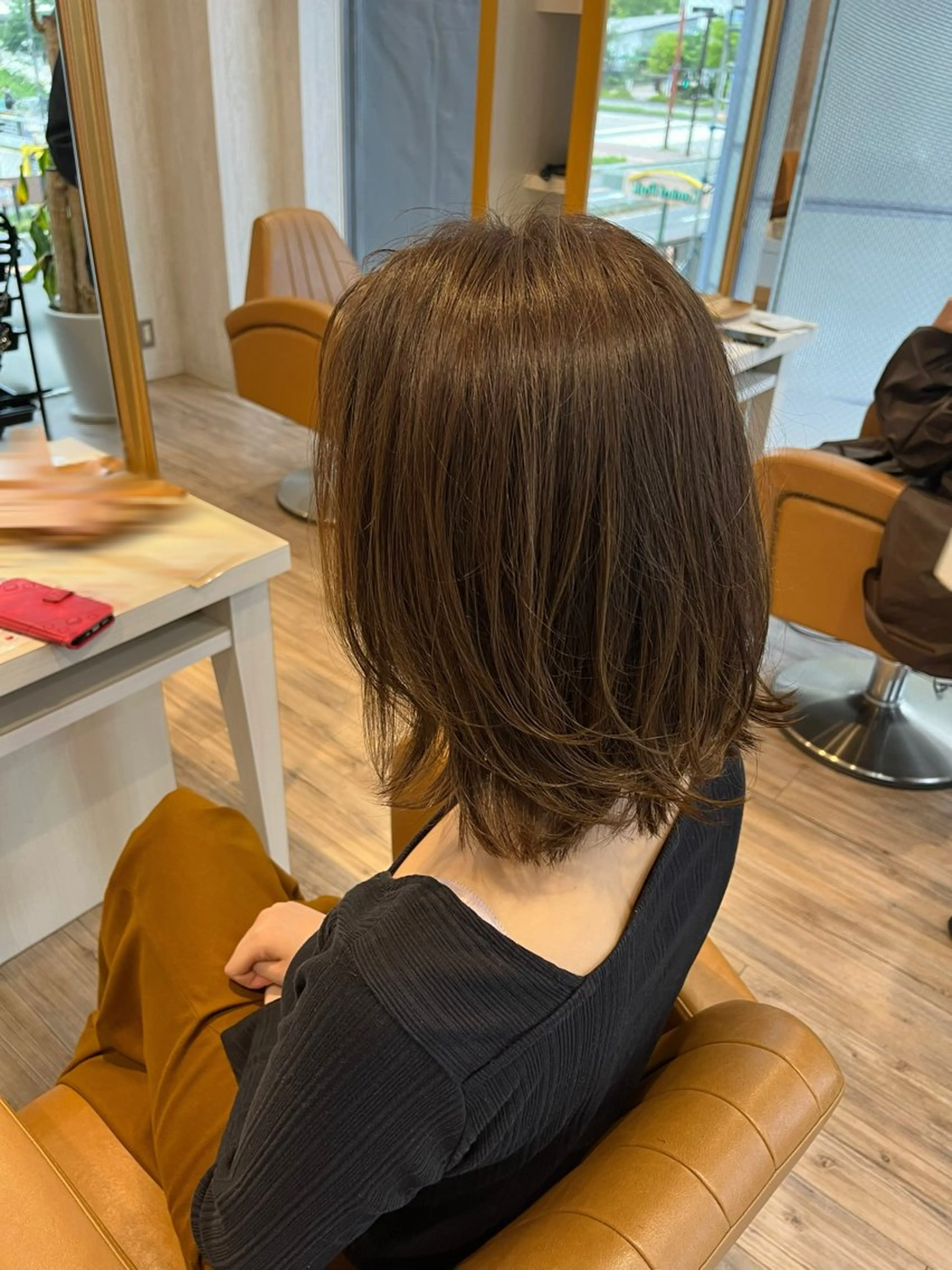 ミディアム カラー グレージュ オリーブグレージュ オリーブグレー オレンジ ブリーチなしWカラー レイヤー/Rickyのヘアスタイル