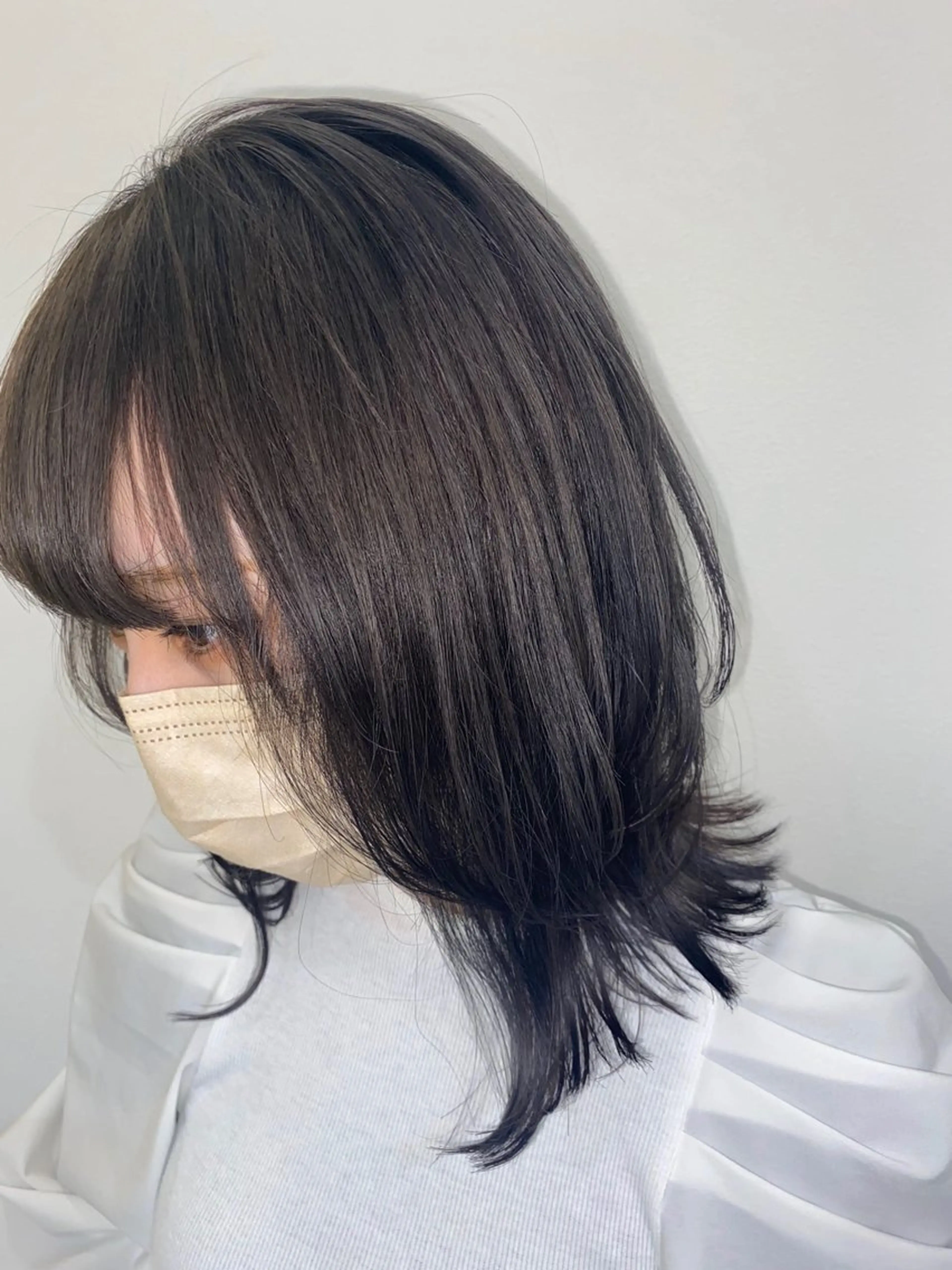 セミロング カラー ブリーチ グレージュ ラベンダーカラー ラベンダーグレージュ ラベンダーグレー トリートメント 韓国ヘア nanahaのヘアスタイル