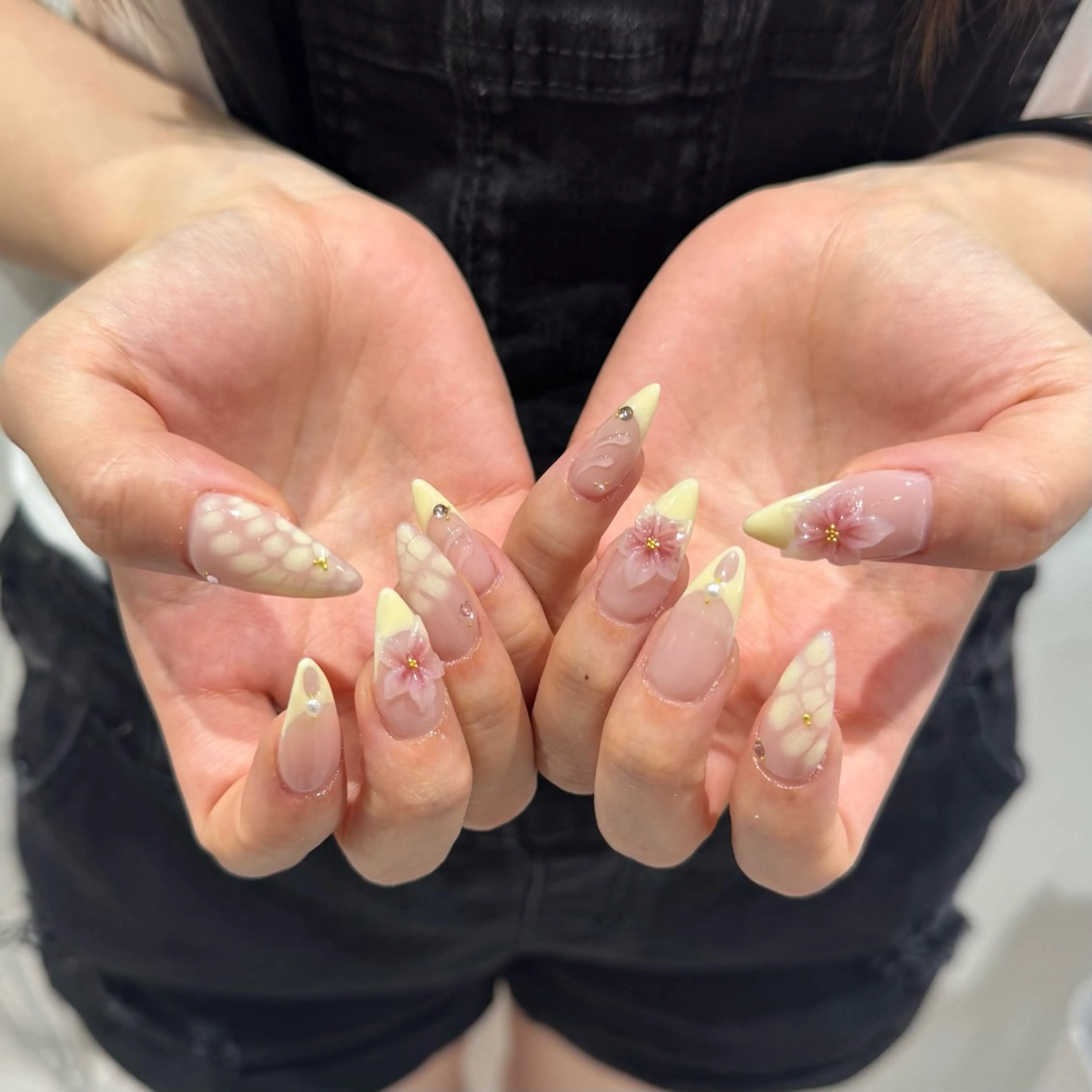 ネイル ハンドネイル IROHA NAIL 北村菜帆のネイルデザイン