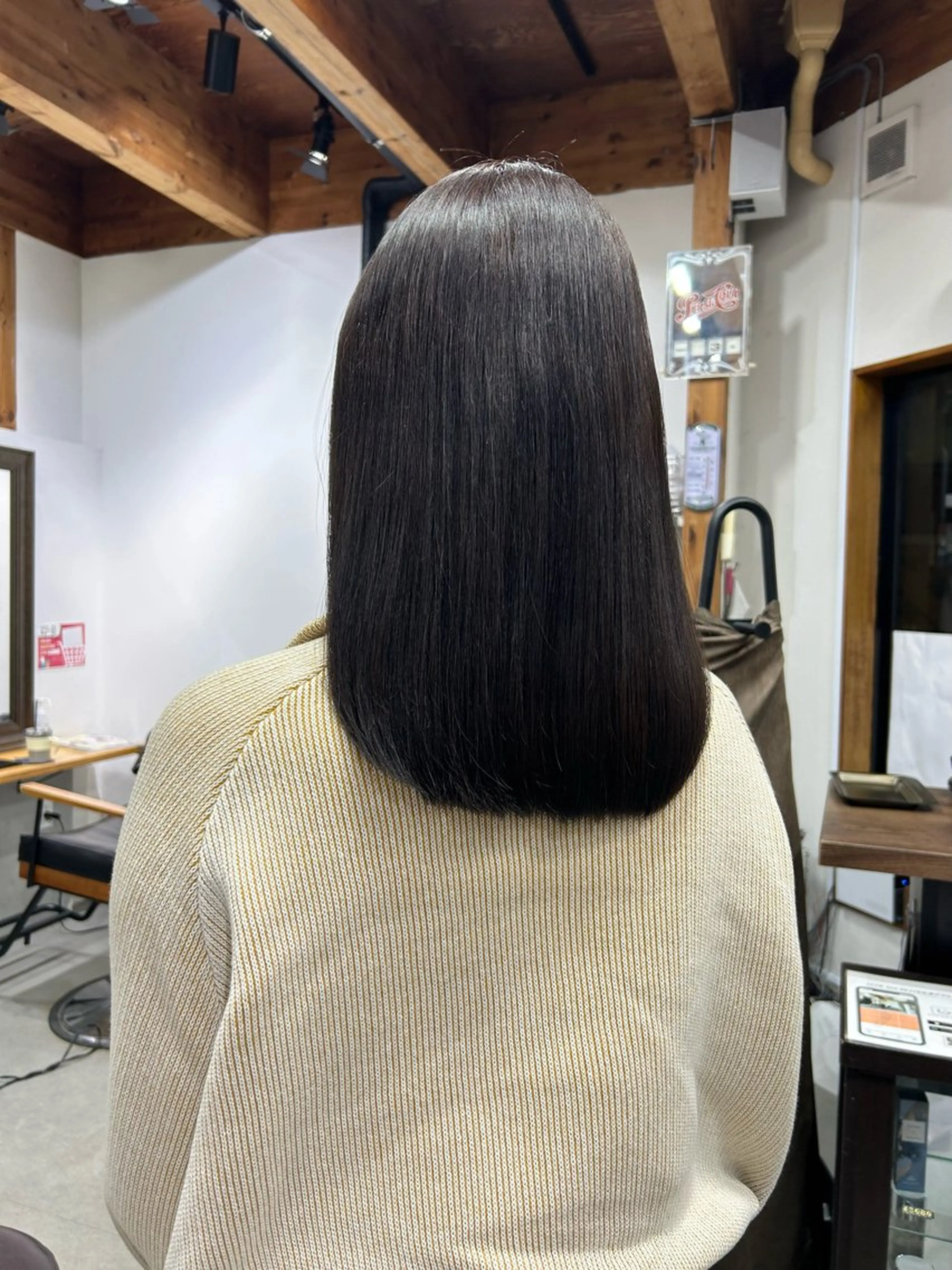 ミディアム カラー 透明感カラー🪽 mioのヘアスタイル