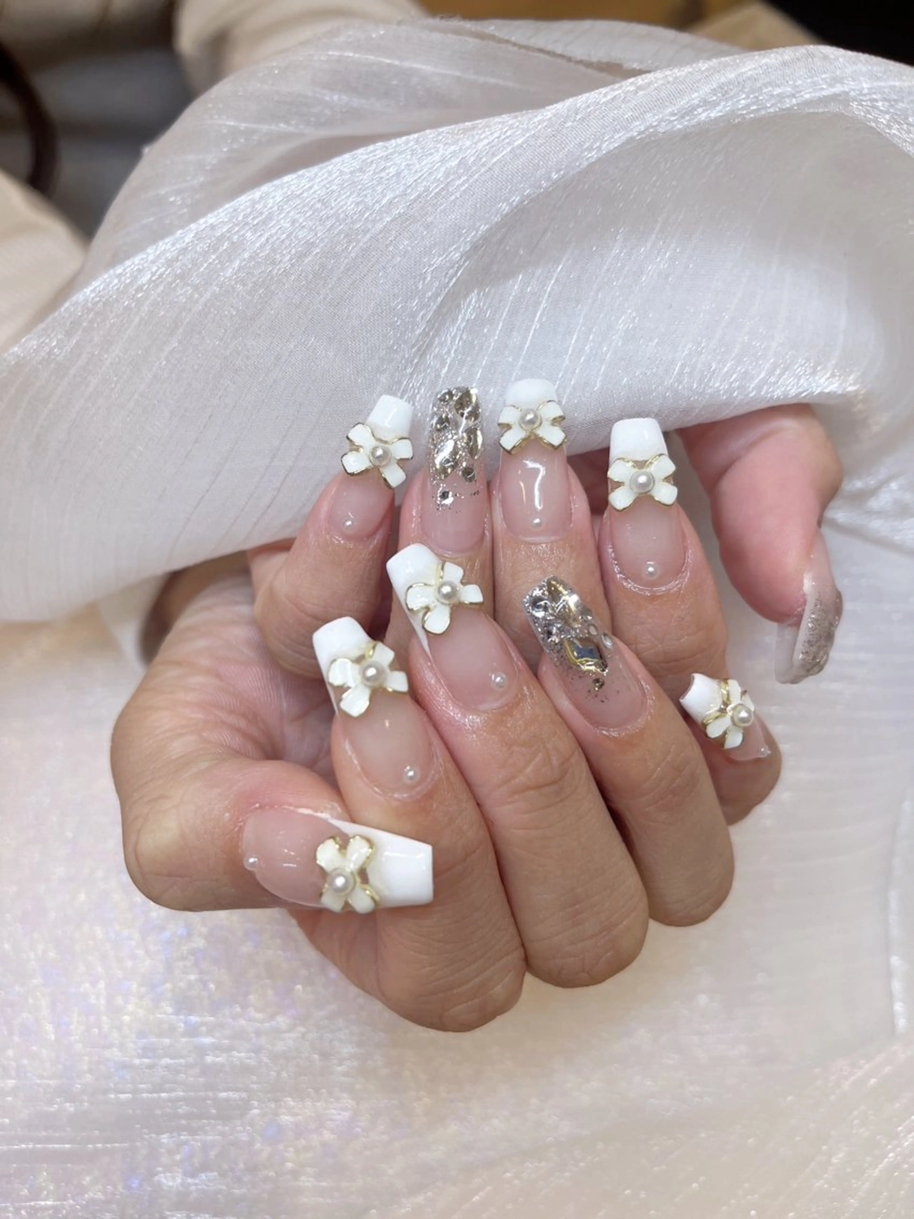 ネイル ハンドネイル ハンドケア COCO ネイルのネイルデザイン