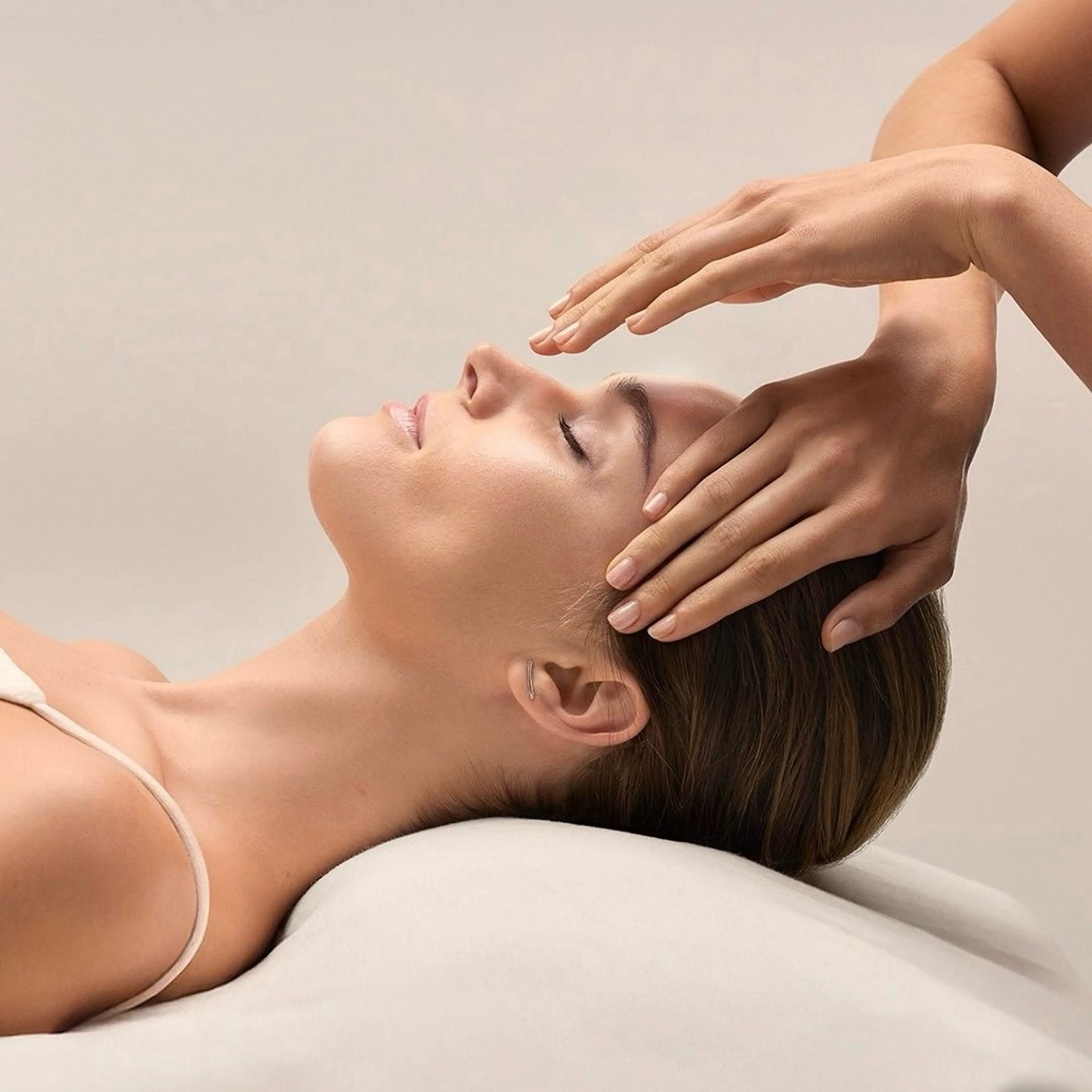 小顔矯正マッサージ×EMS筋膜リリース◇小顔|引き上げの写真