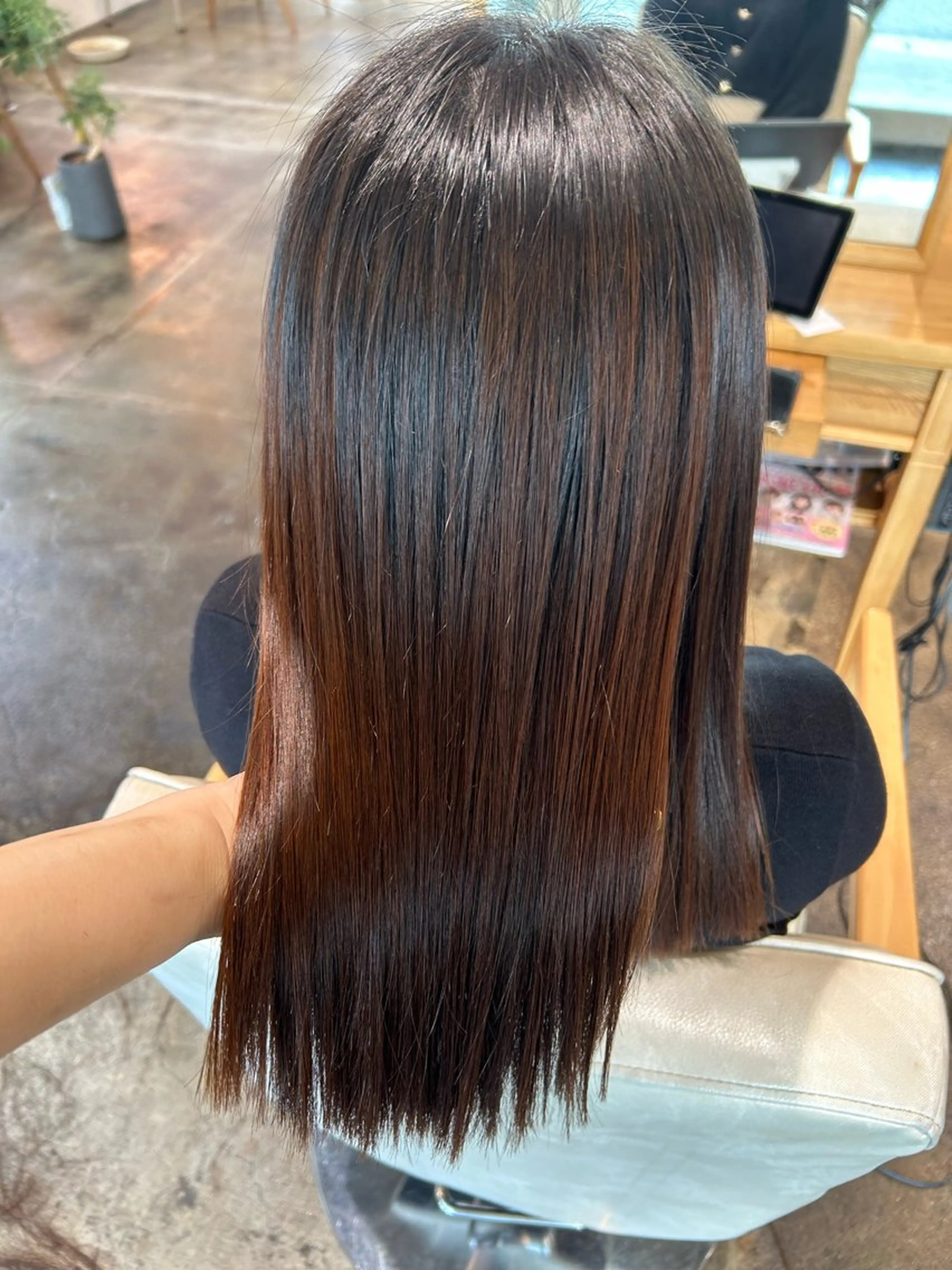 セミロング 縮毛矯正 酸性ストレート 縮毛矯正 shiho/レイヤー /透明感カラーのヘアスタイル