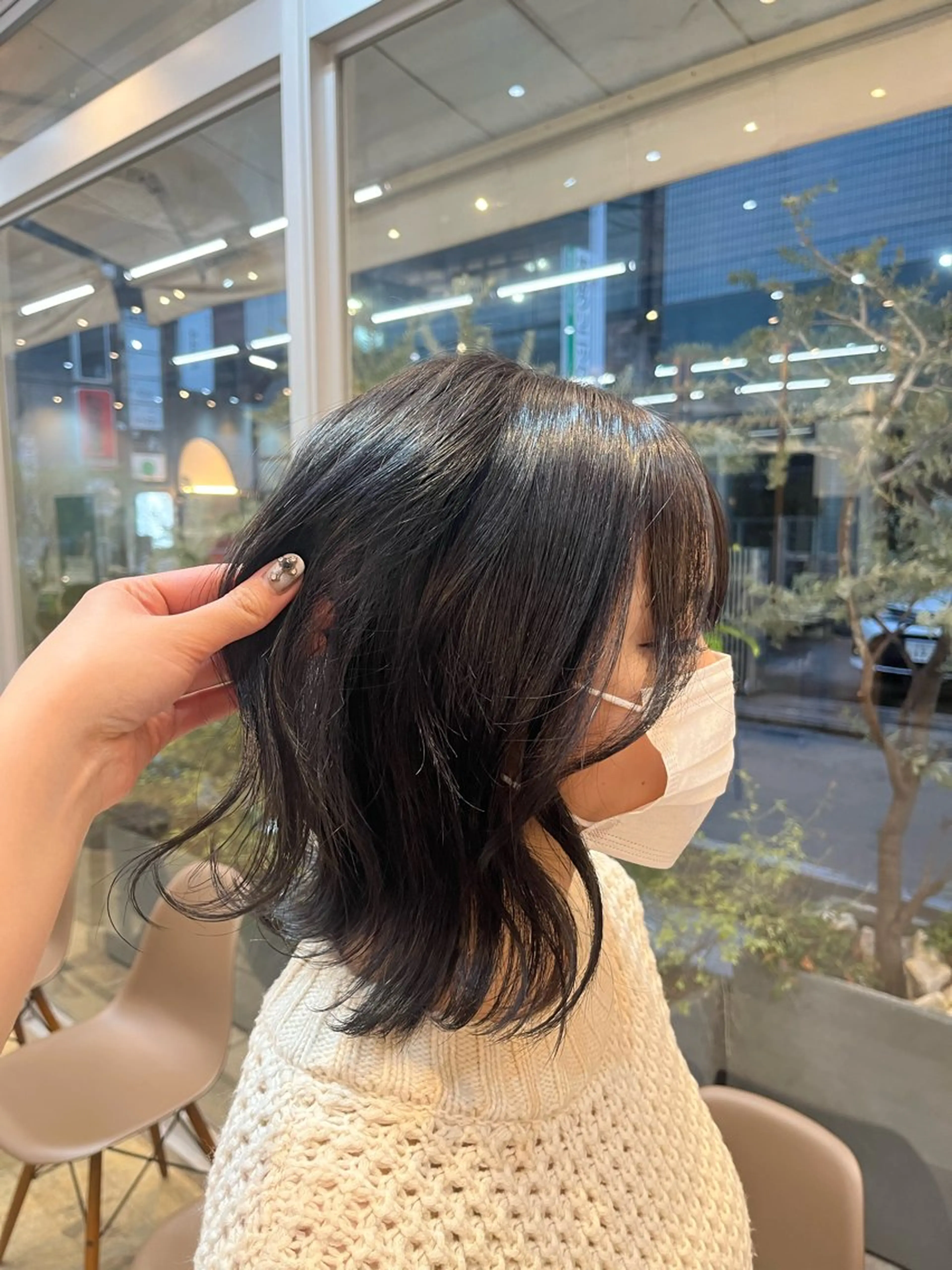 カラー 相田 佳乃のヘアスタイル