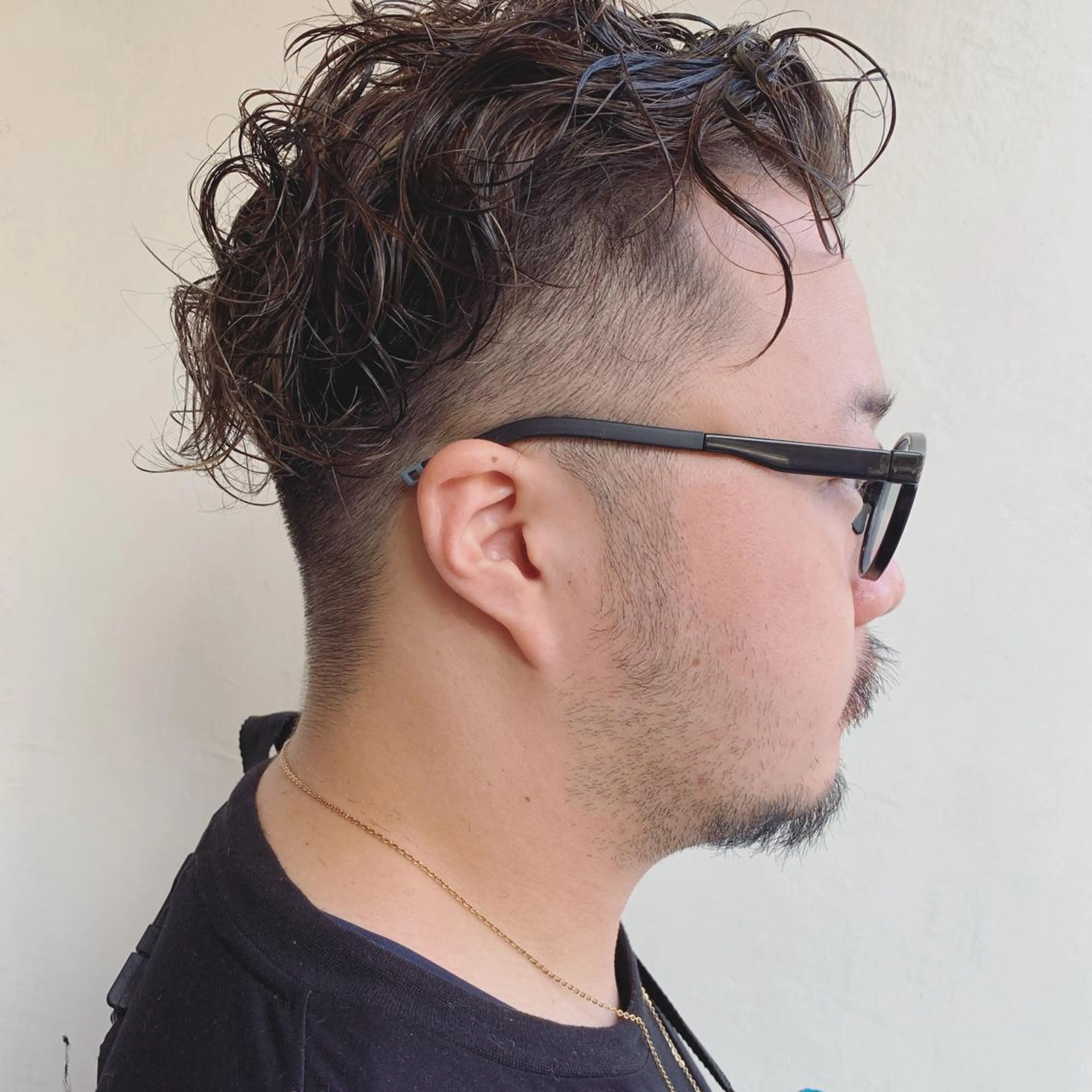 ショート くせ毛 Emitas.宮街道店所属・森崎 士/似合わせカラーのヘアスタイル