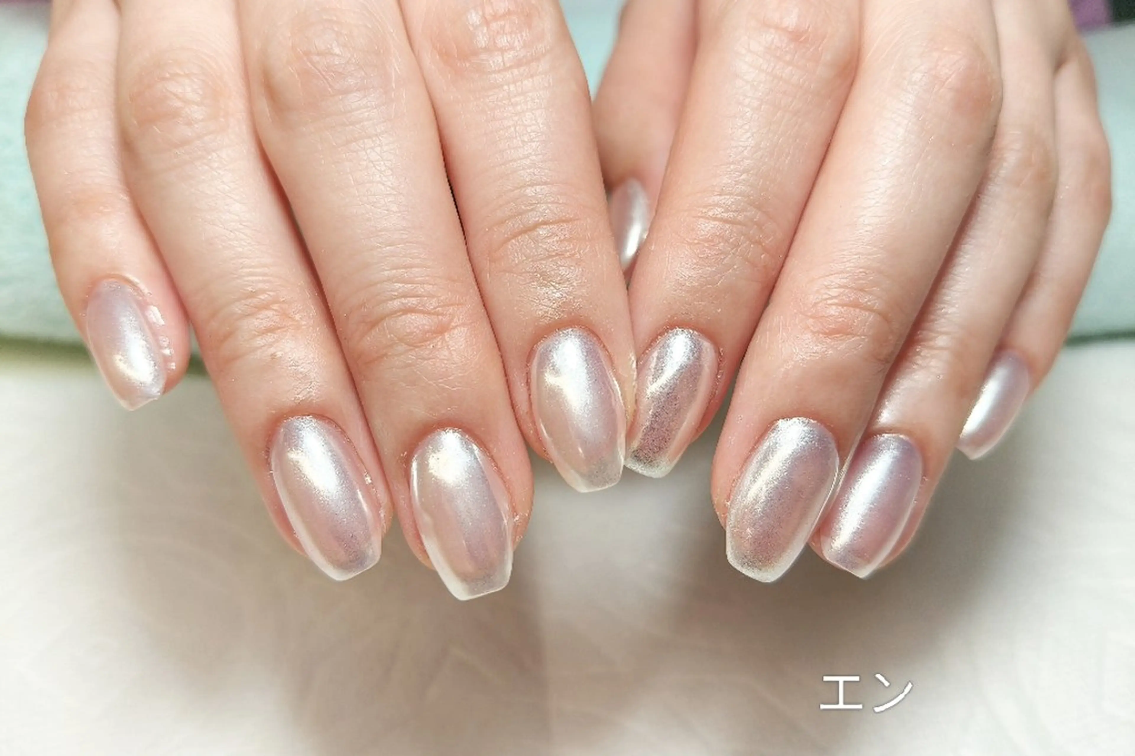 ネイル ミラーネイル ワンカラーネイル ハンドネイル エ ンのネイルデザイン