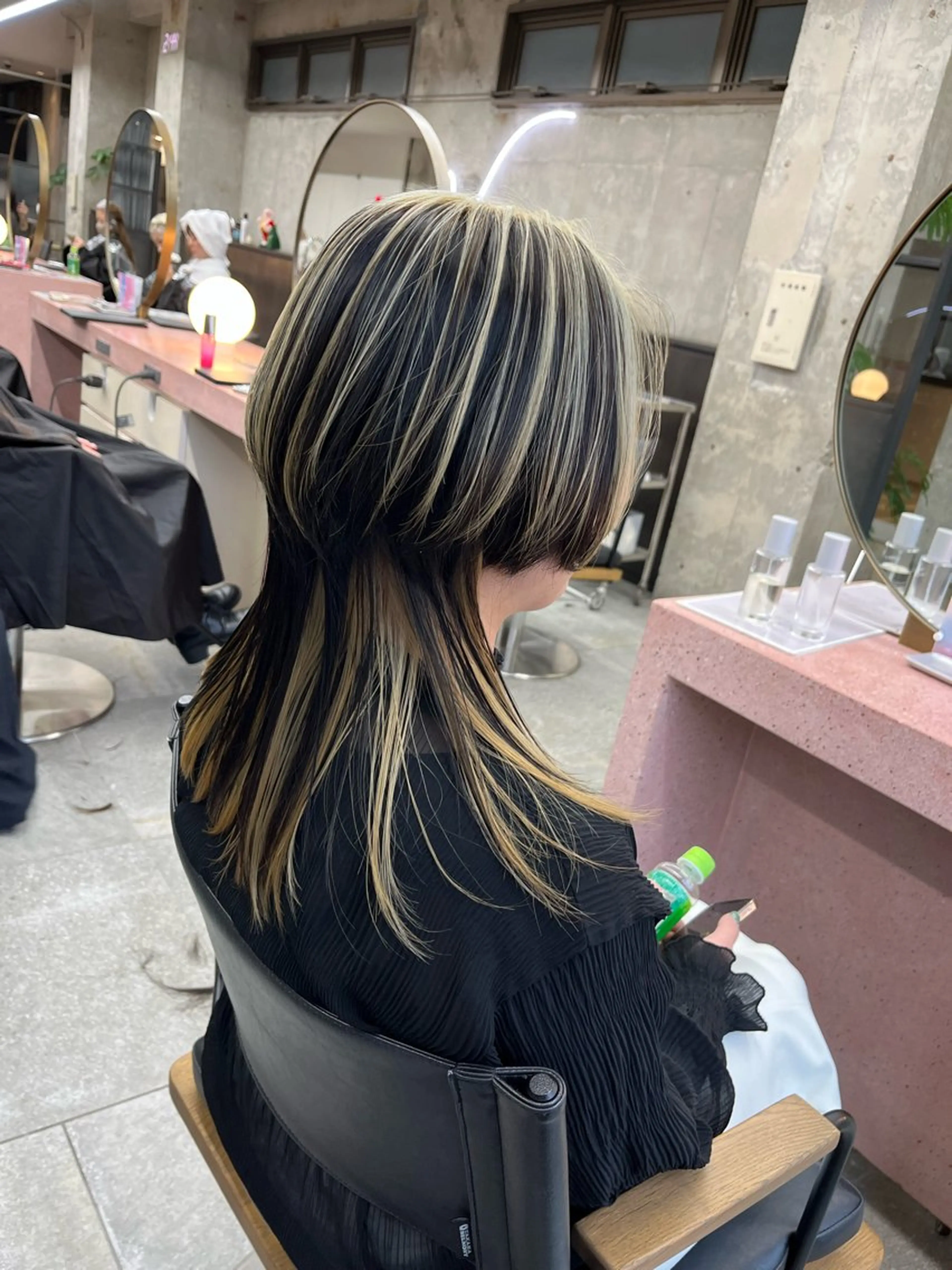 セミロング カラー ブリーチ カット ヘアカラー 小木曽智美 /ボブ/ショートのヘアスタイル