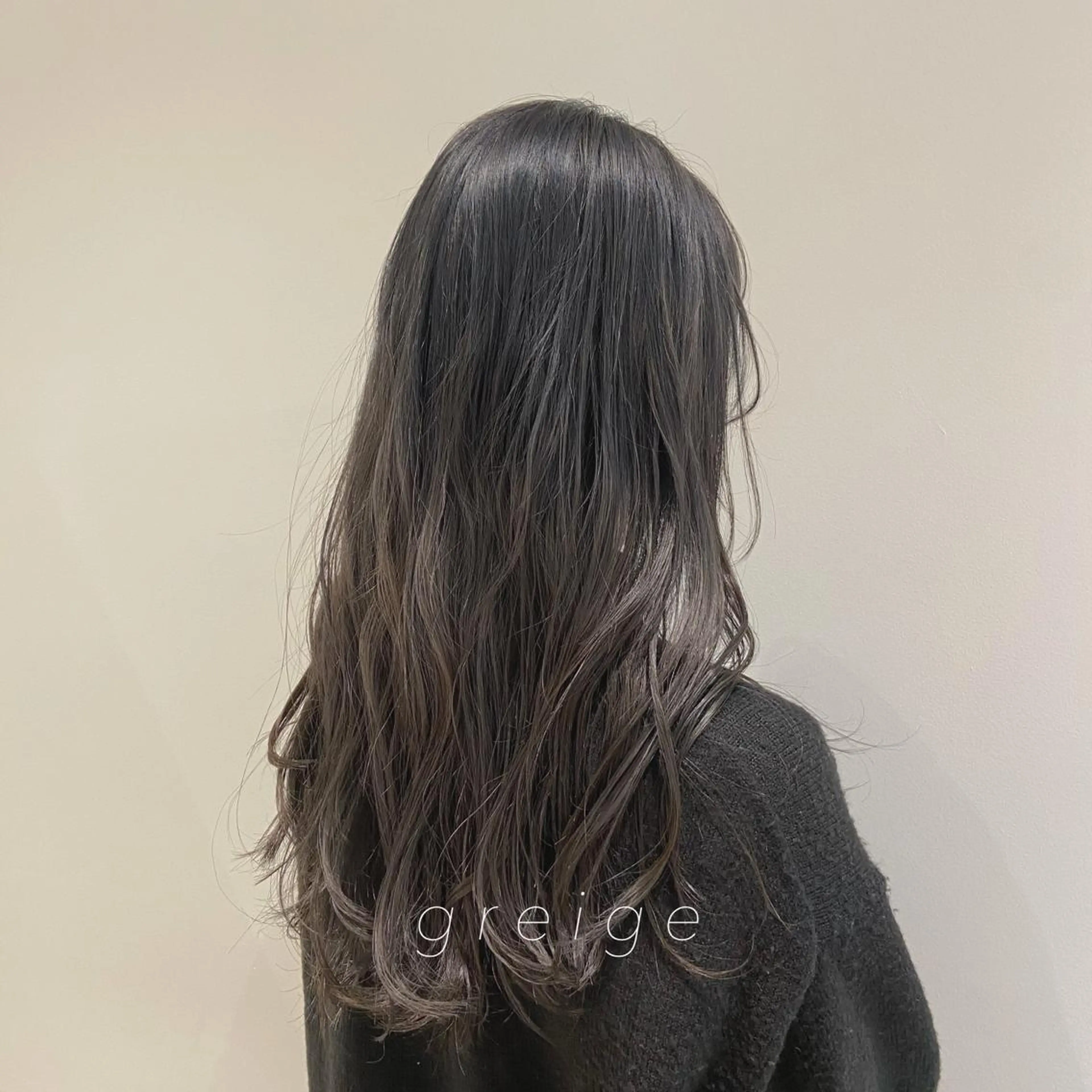 ロング カラー ハイトーン🦢 Natsumiのヘアスタイル