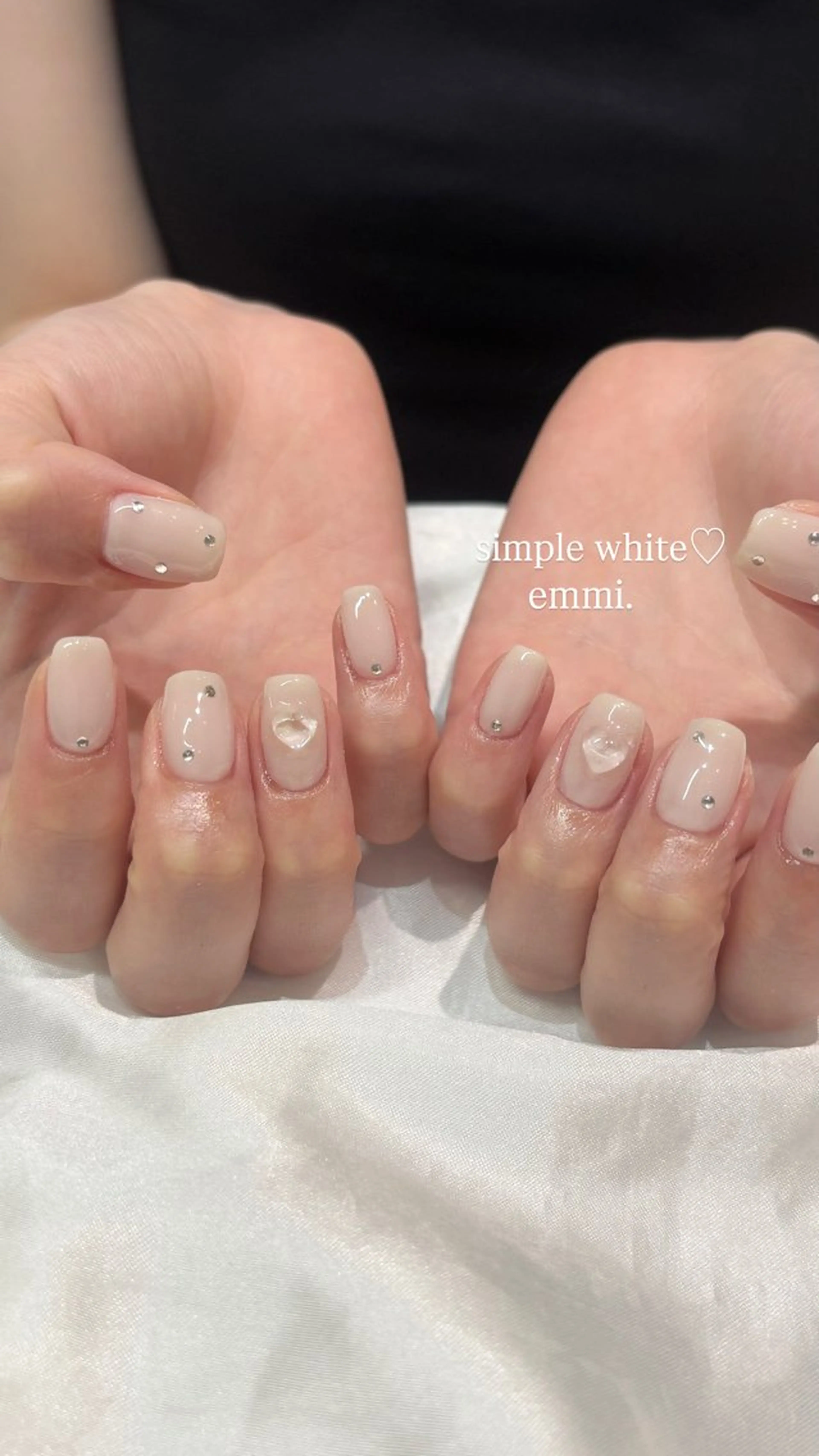 ネイル チークネイル フレンチネイル ガーリー 氷ネイル・うるうるネイル キラキラネイル ハンドネイル GO TODAY SHAiRE SALON 表参道colore店所属・emmi nailのネイルデザイン