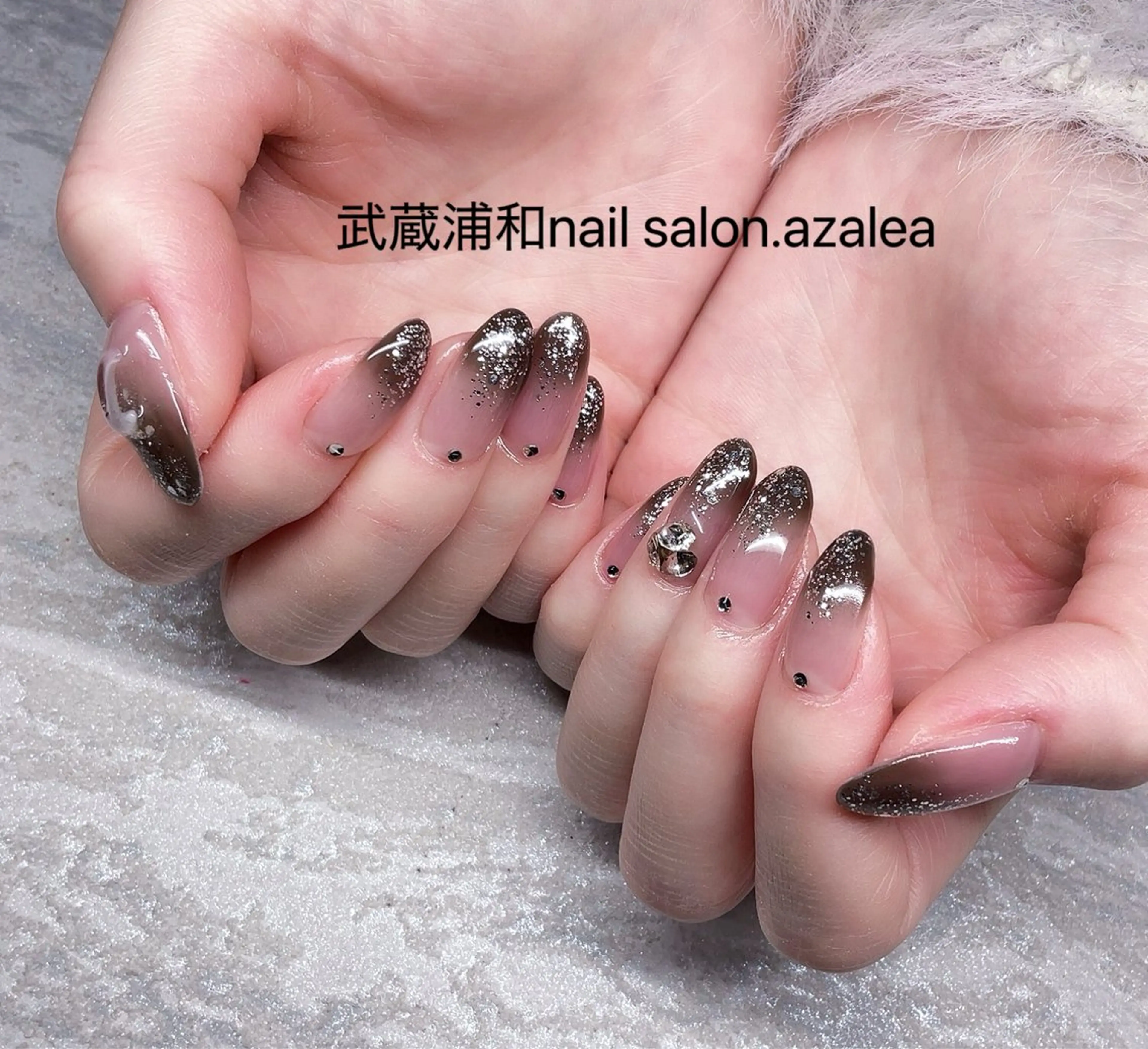 ネイル ハンドネイル R inのネイルデザイン