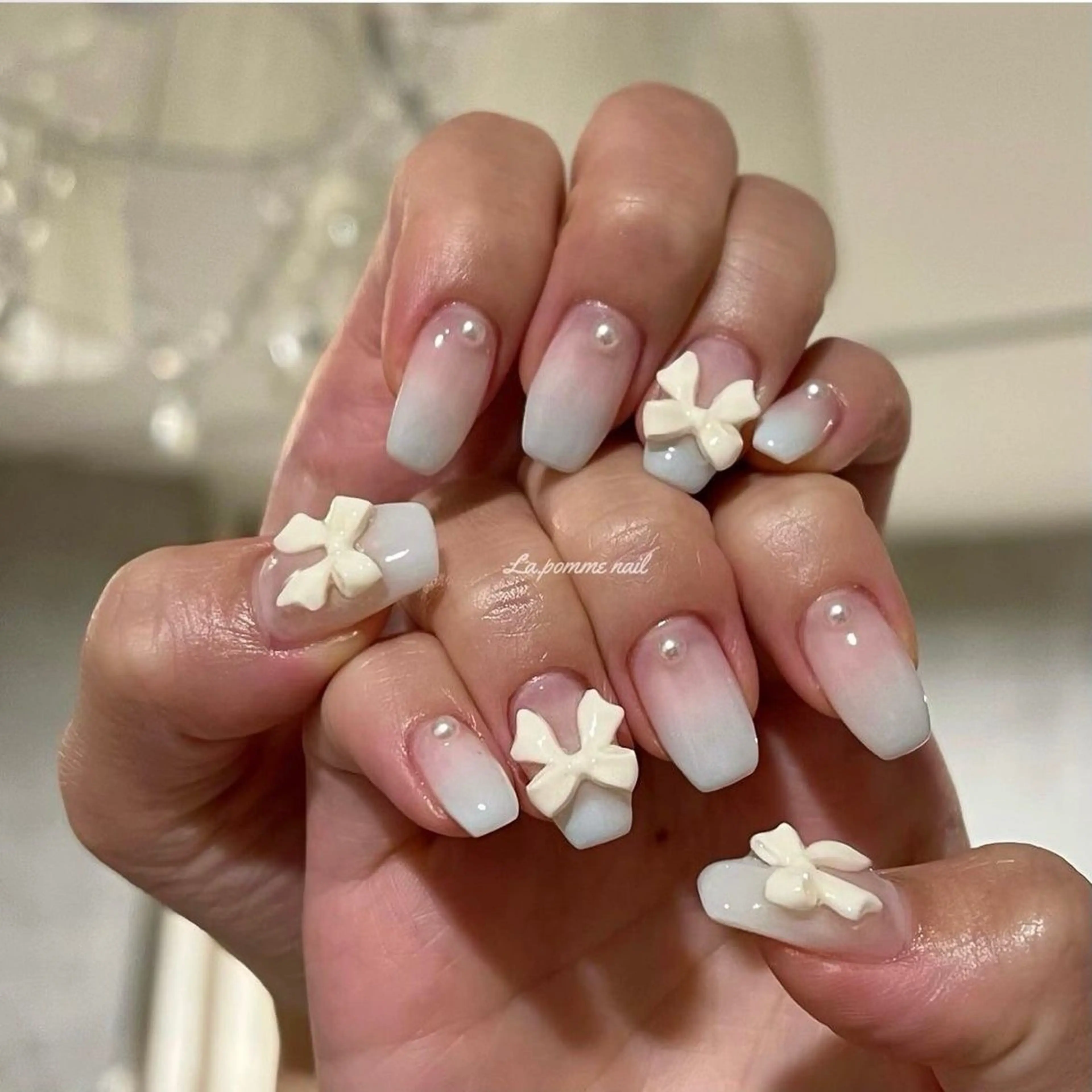 ネイル グラデーション ラメ(グリッター) マグネットネイル ミラーネイル ニュアンスネイル ハンドネイル Lumi de nails所属・Lumi de nailsのネイルデザイン